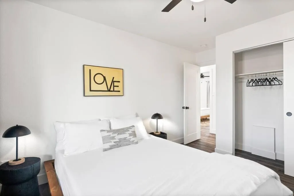 El Descanso in Meyer Park - Heated Pool