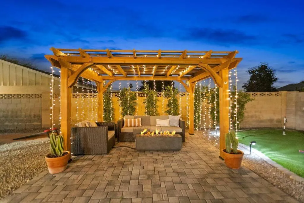 El Descanso in Meyer Park - Heated Pool