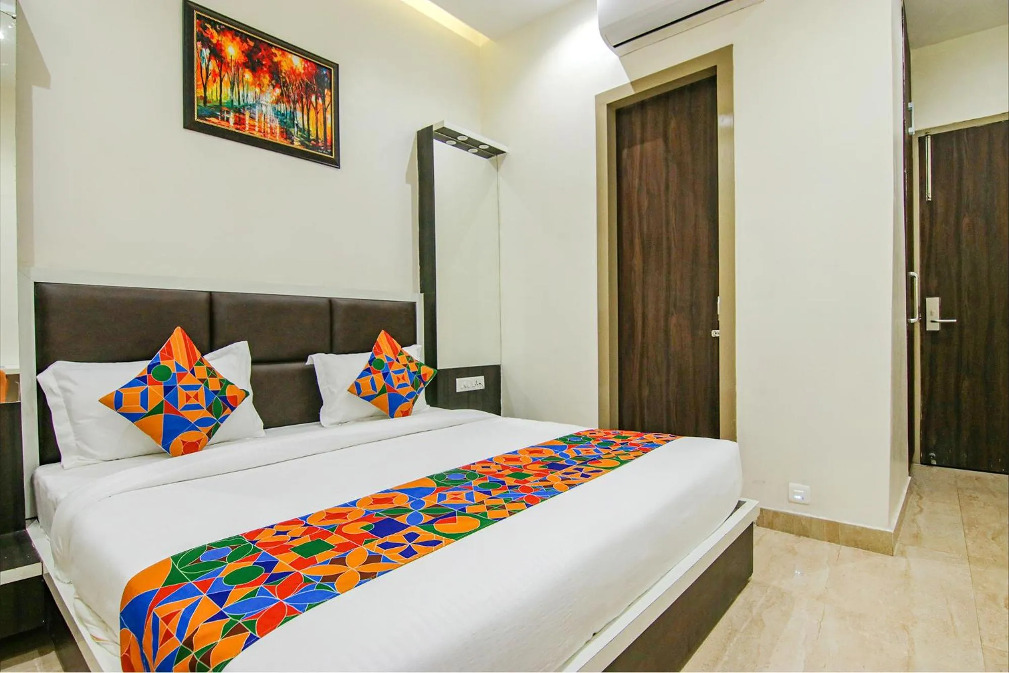 Bed in FabHotel Punjab Pride - Near Golden temple