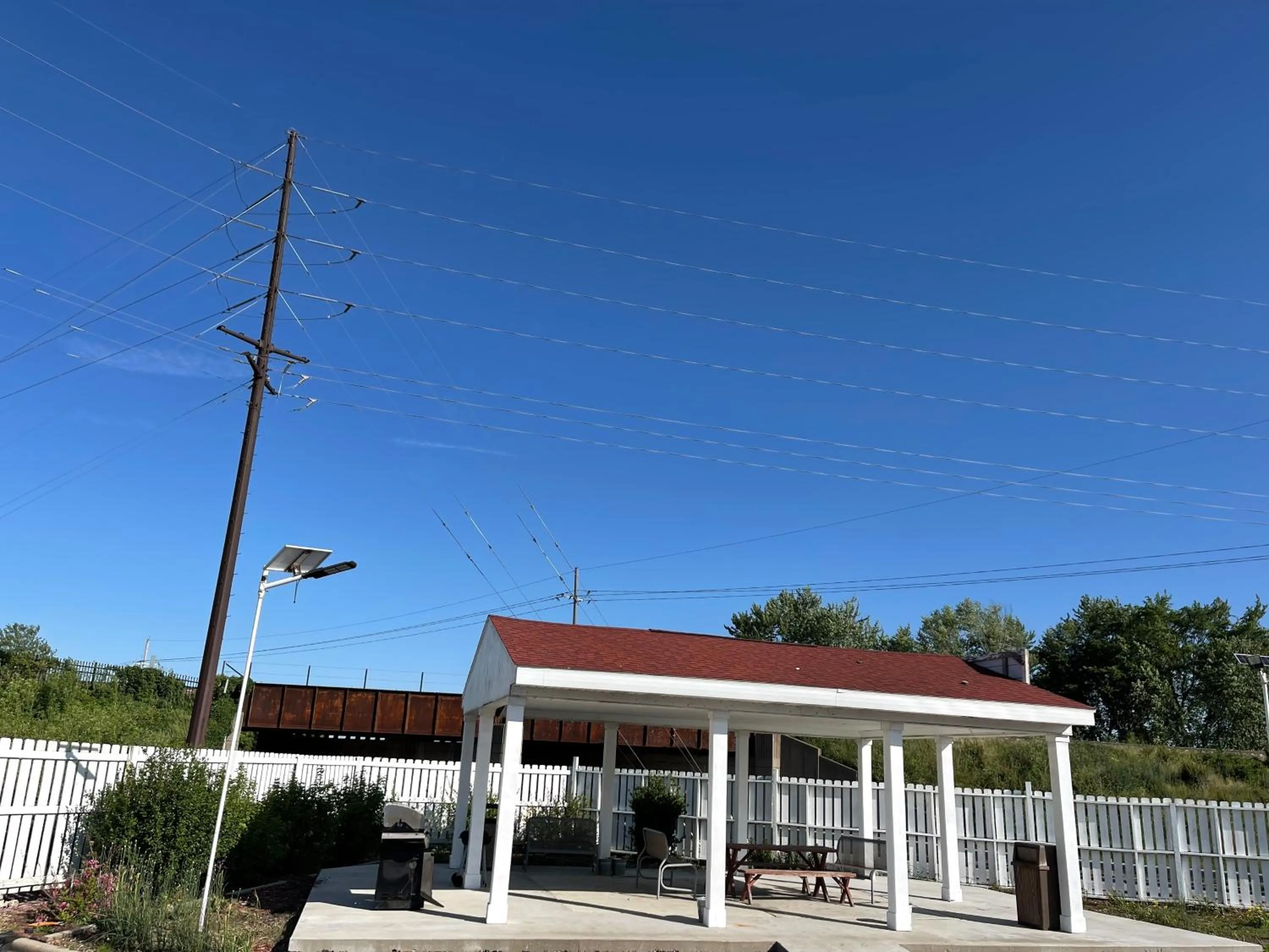 Property building in Regal 8 Inn & Suites