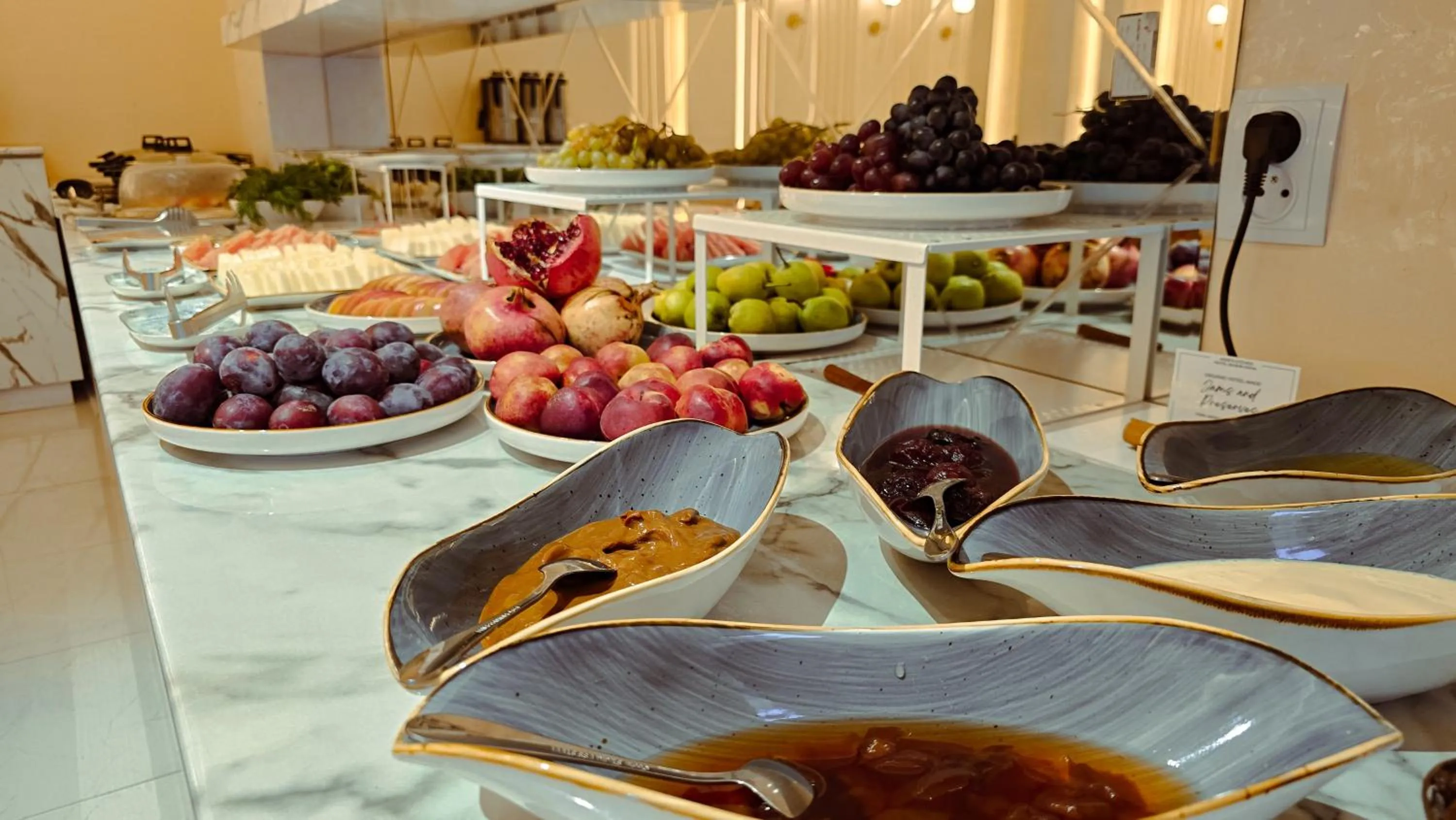 Food and drinks in Hotel Bankir Khiva