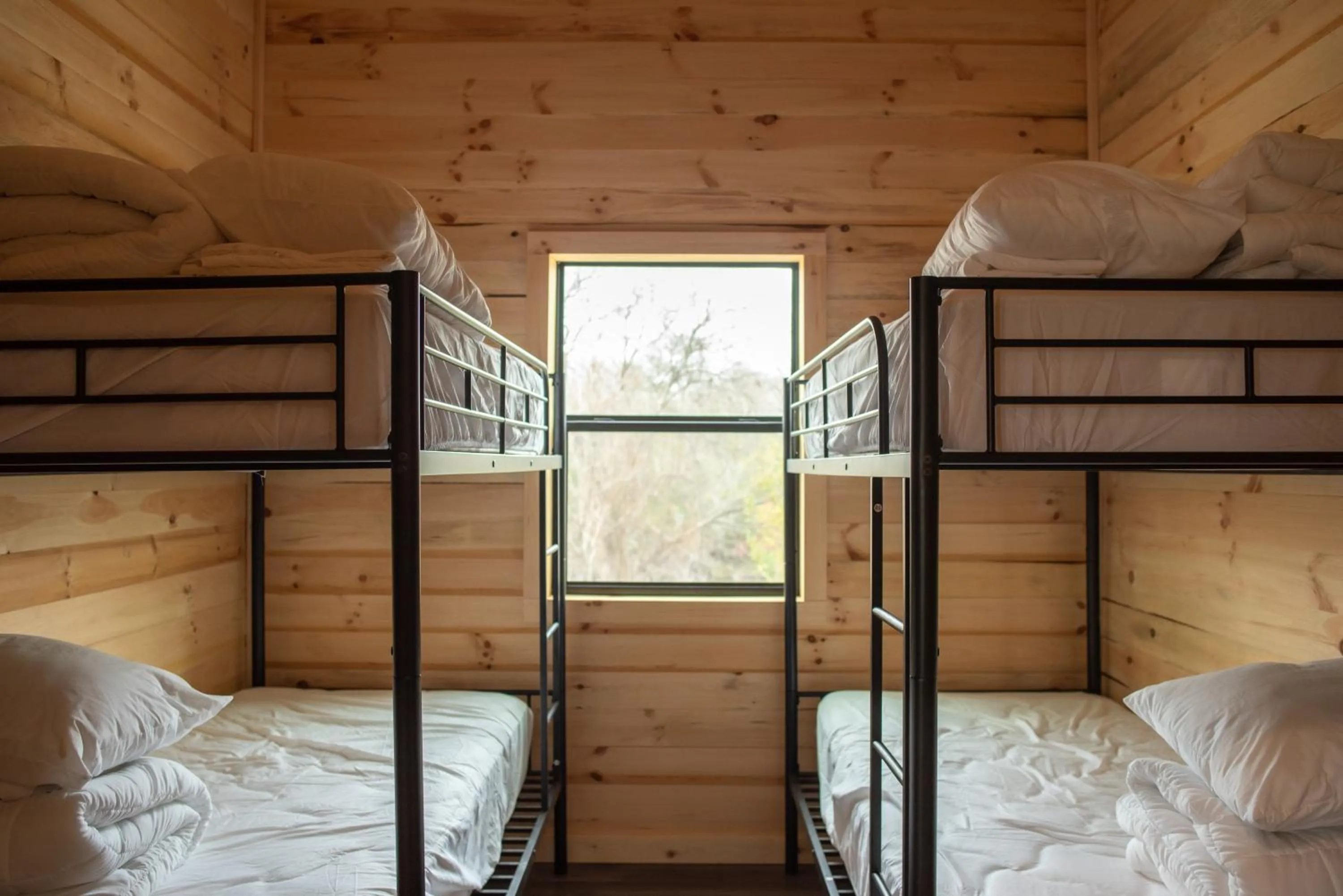 Bedroom, Bed in Camp Fimfo Waco