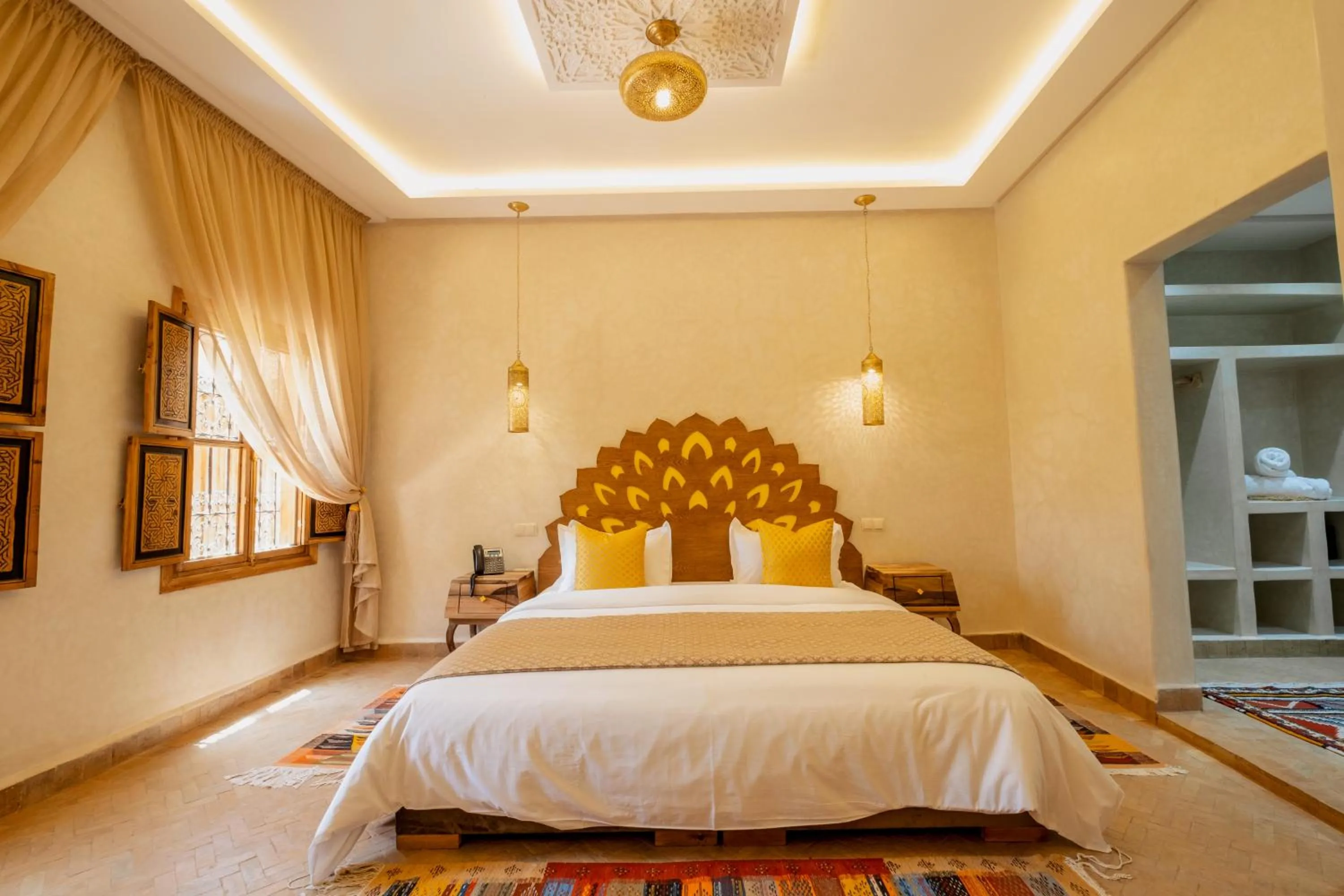 Bed in Le Palais Averroes - Adults Only