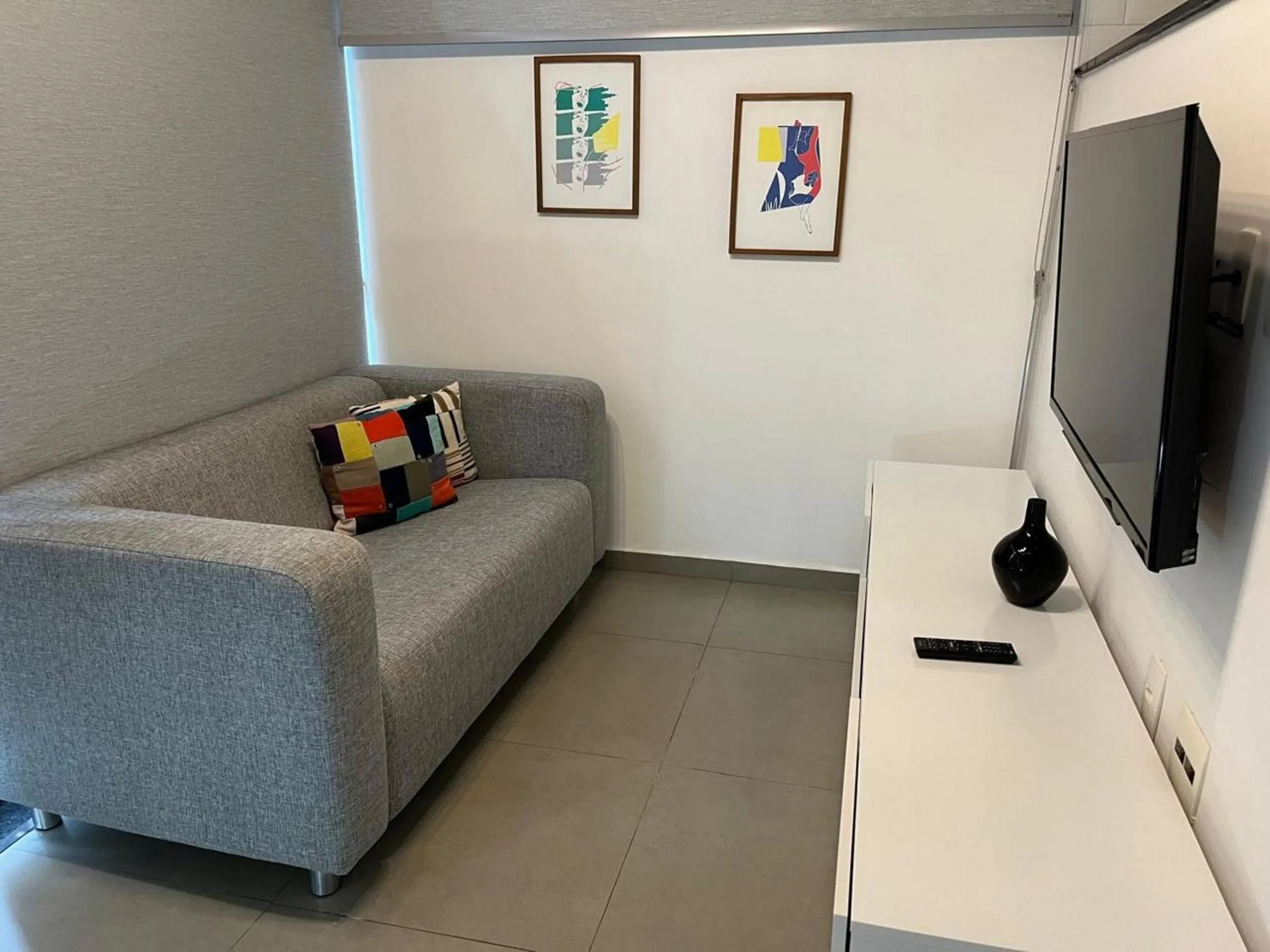 Living room in Elegance Suítes Carvalho