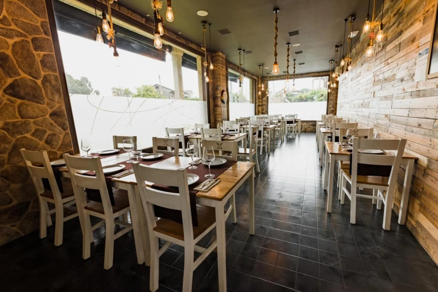 Restaurant/places to eat in O Lar de Pereiras