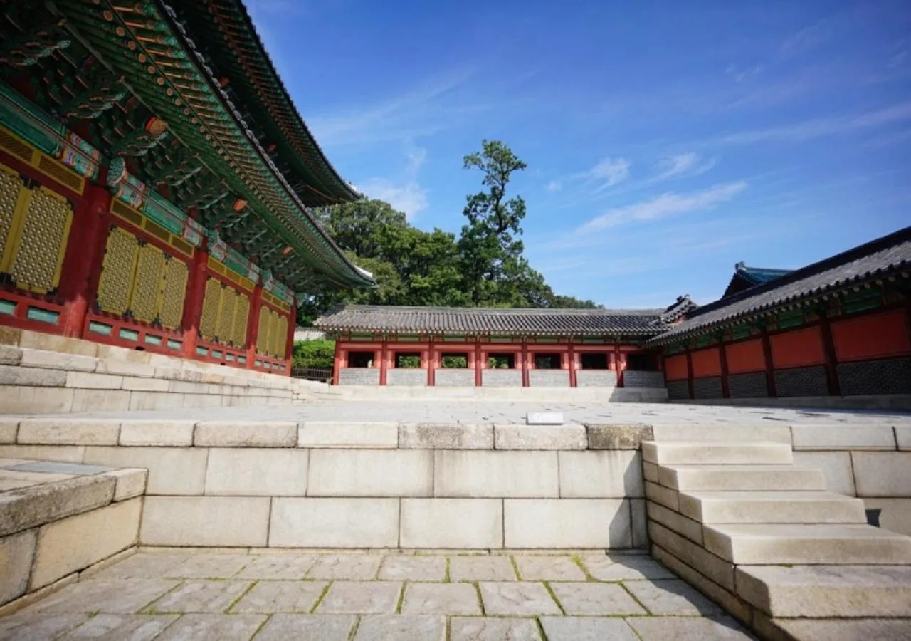 Nearby landmark in Hotel dongyangjang Dongdaemun-Jongno