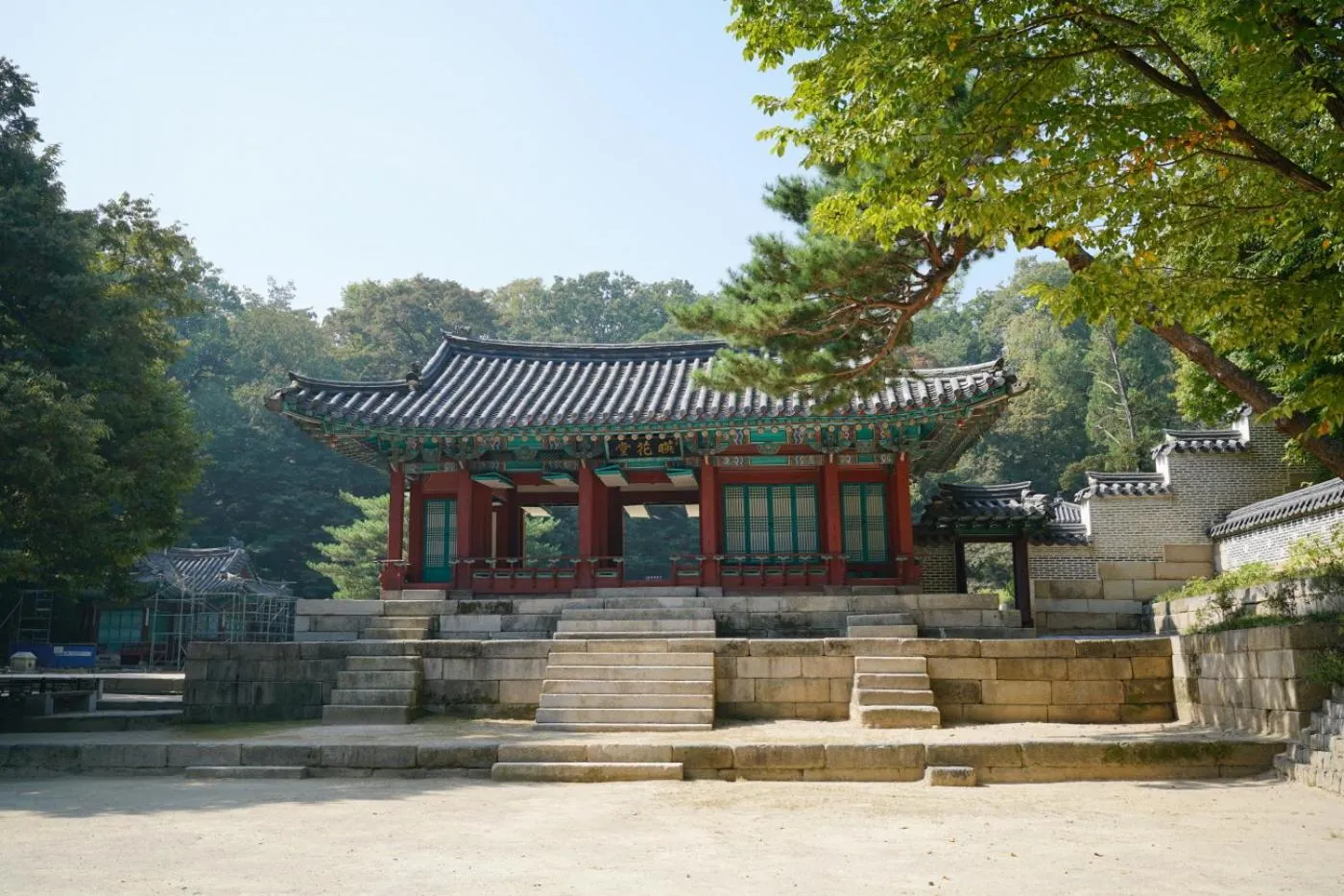 Nearby landmark in Hotel dongyangjang Dongdaemun-Jongno
