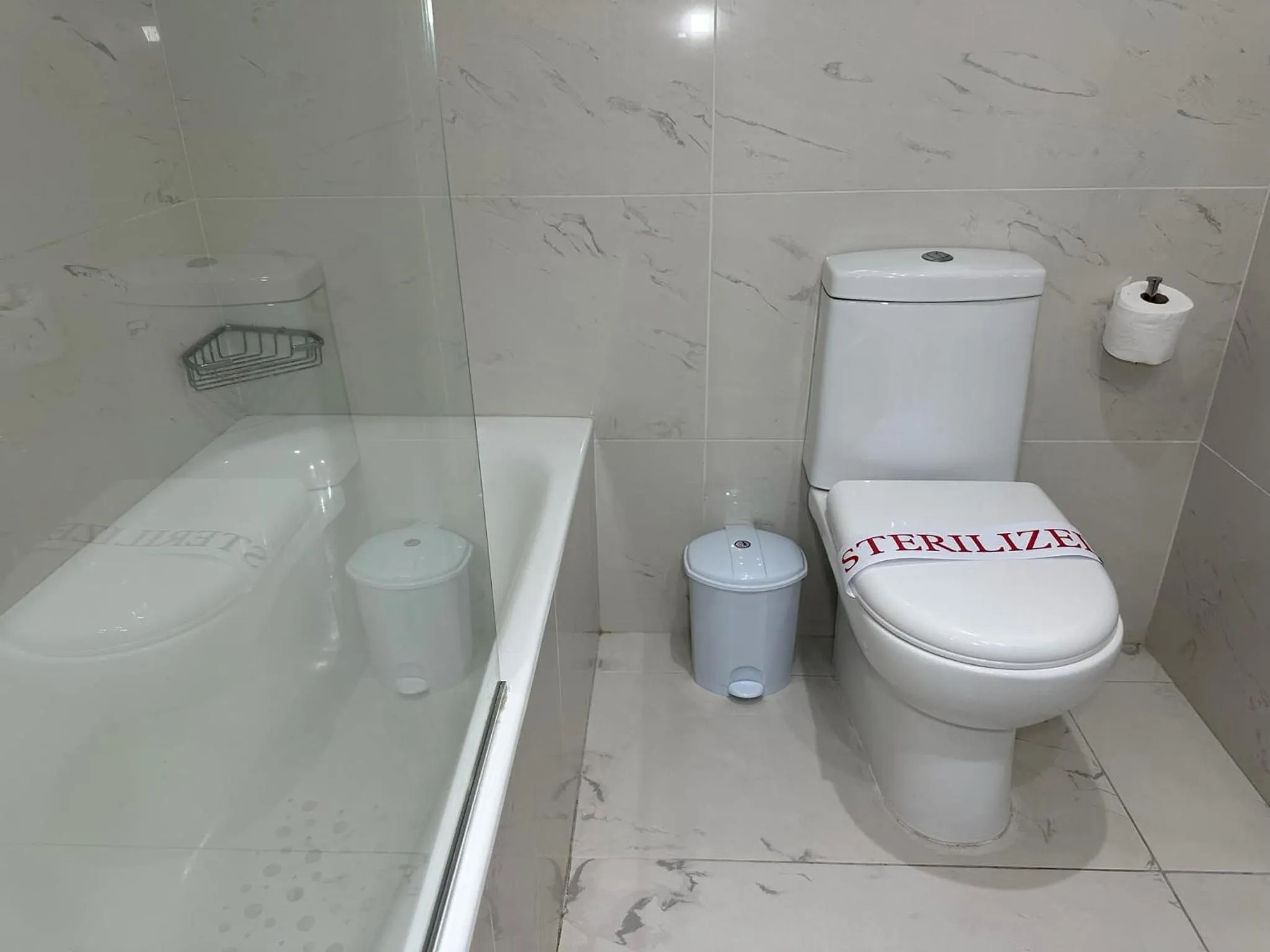 Toilet in Napa Jay Hotel