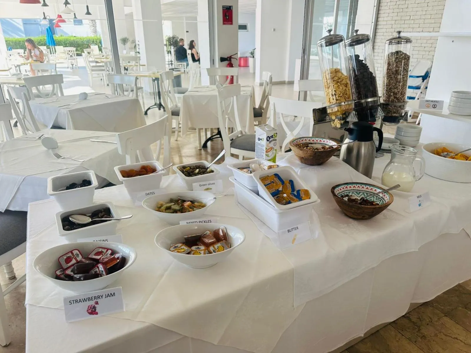 Buffet breakfast in Napa Jay Hotel