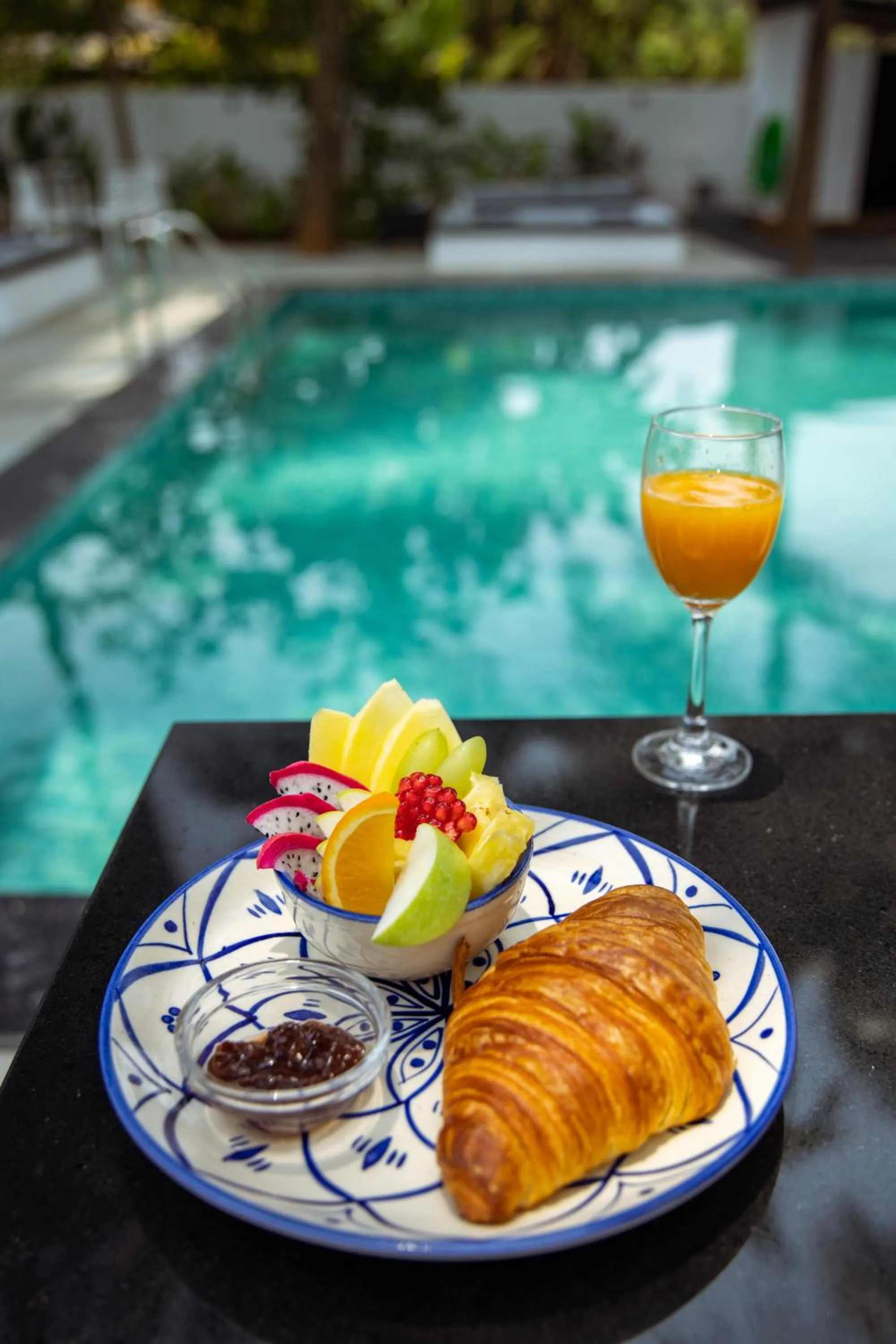 Swimming pool in Pont Bleu Suites Riverside & Pool