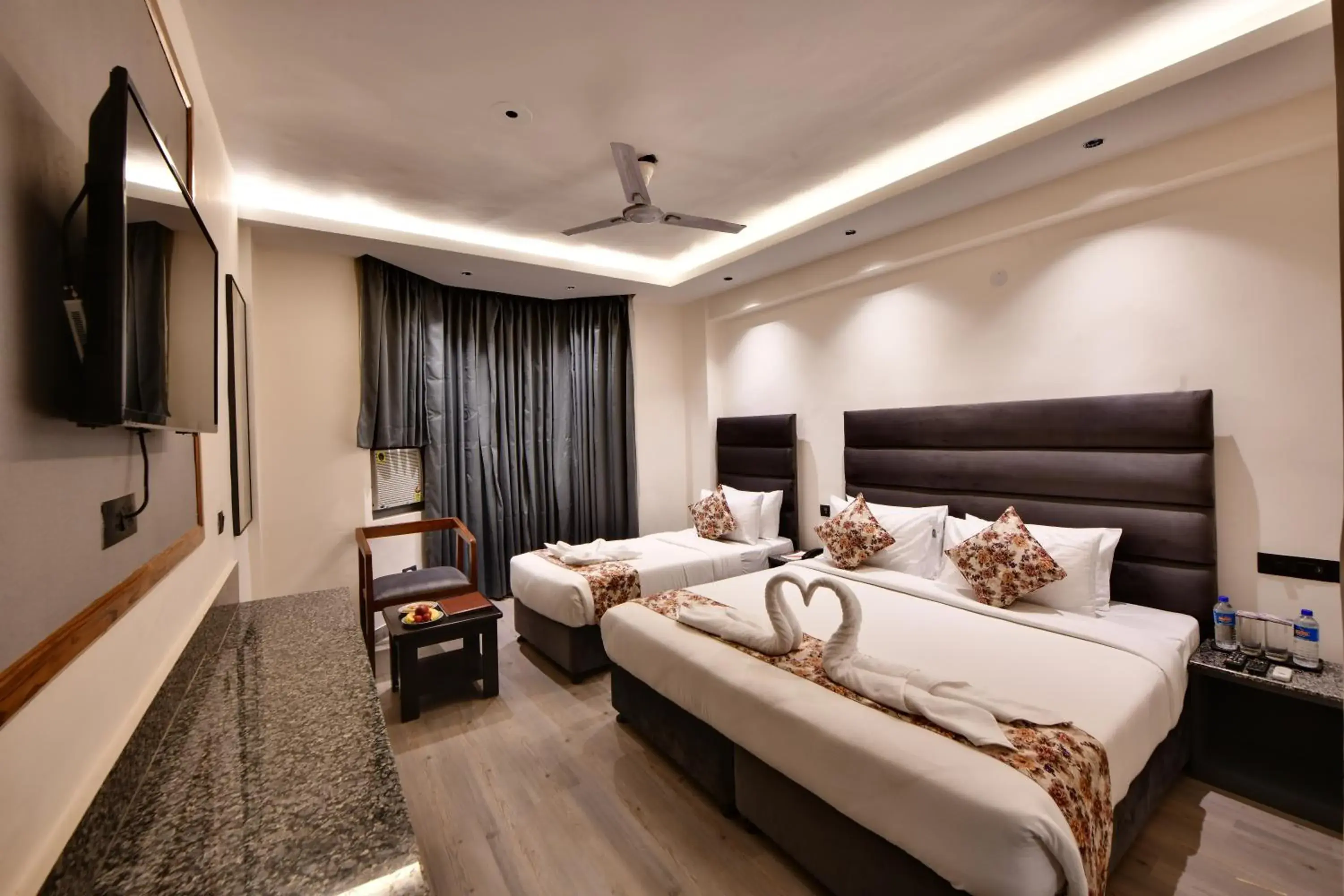 Family Suite in Click Sunburry Hotel Katra Family Suite in Click Sunburry Hotel Katra