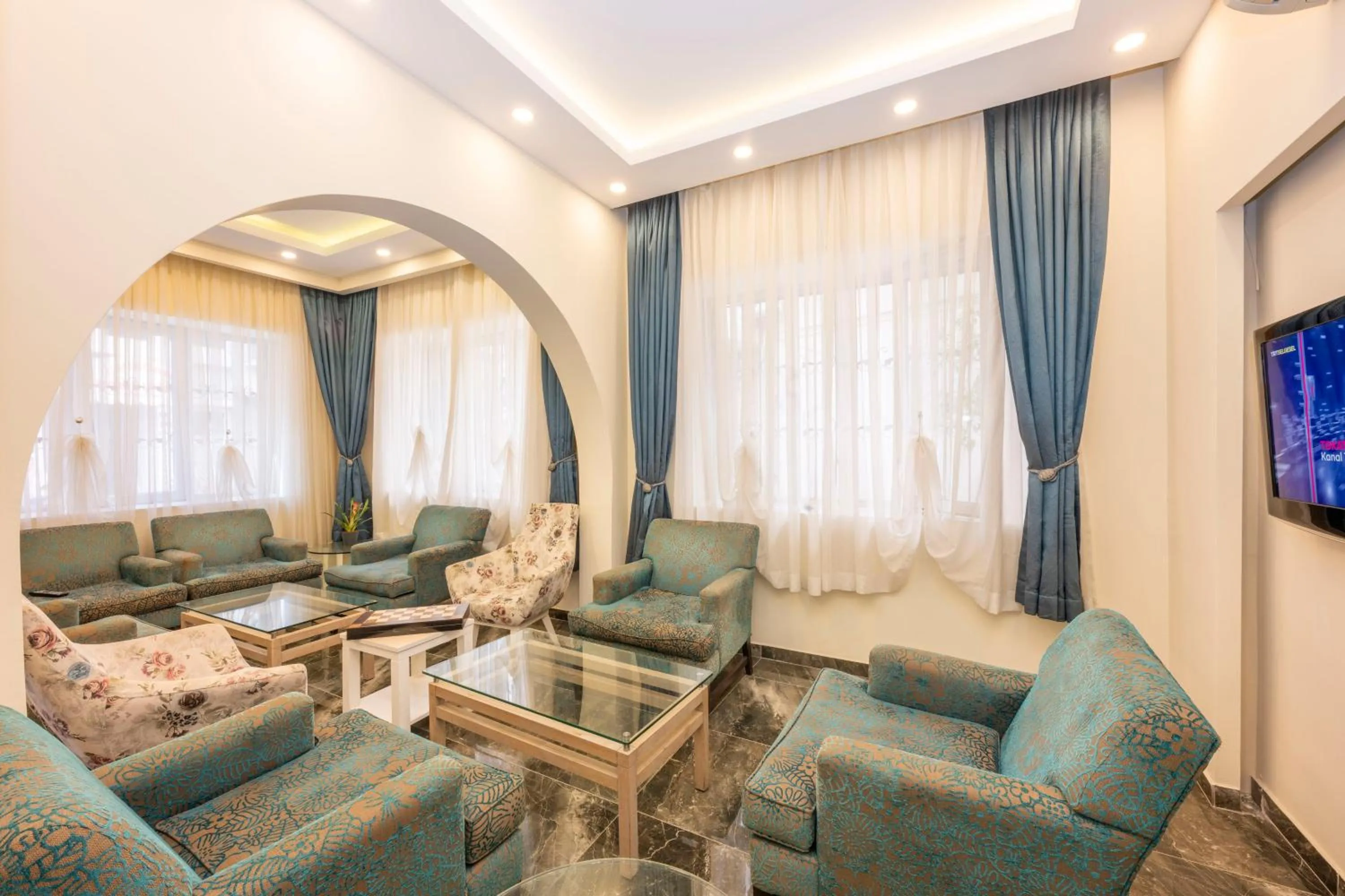 Lobby or reception in LEGEND TULIP HOTEL