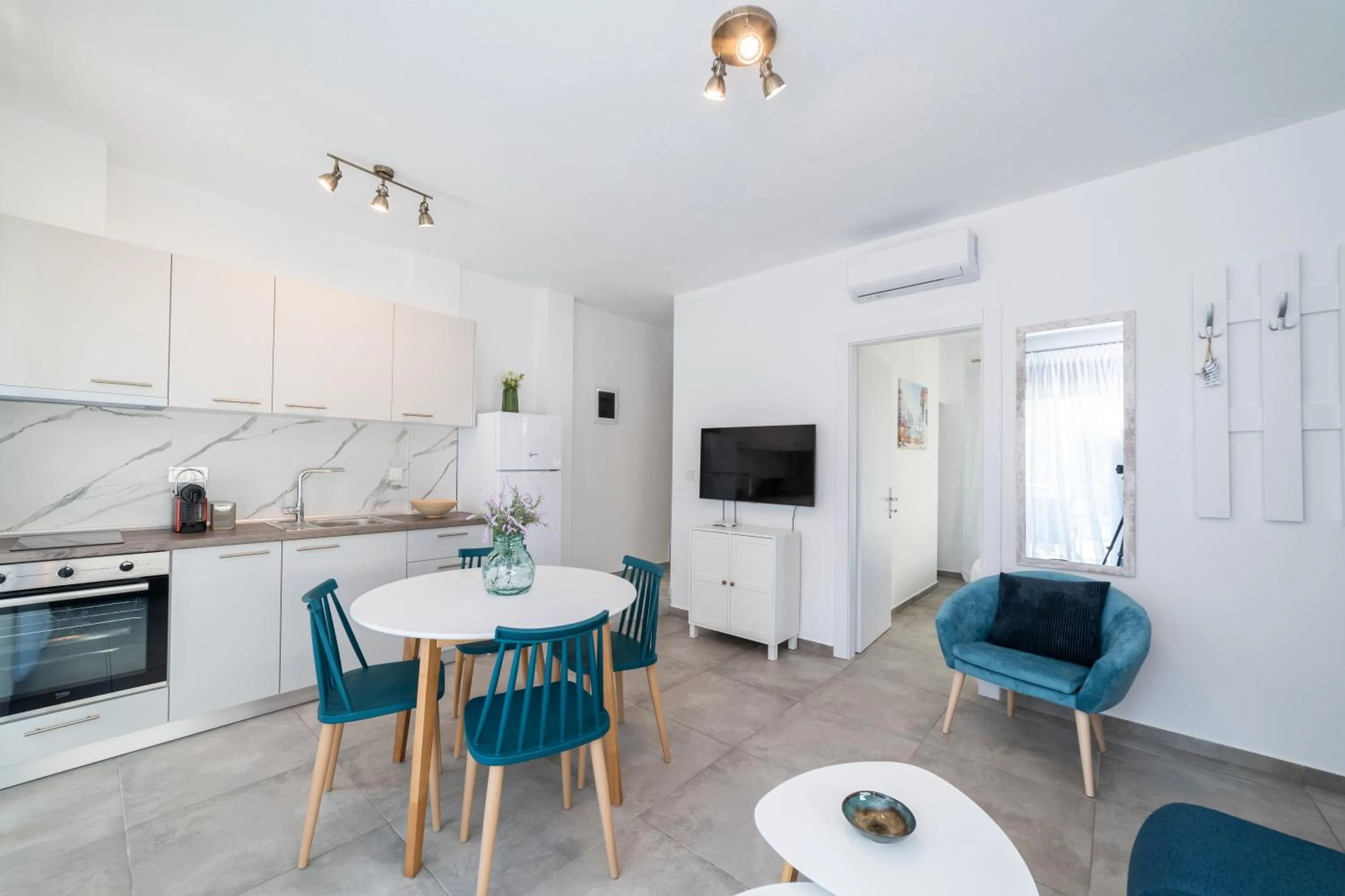 TV and multimedia in Argilos & Argilos Deluxe Residential Complexes