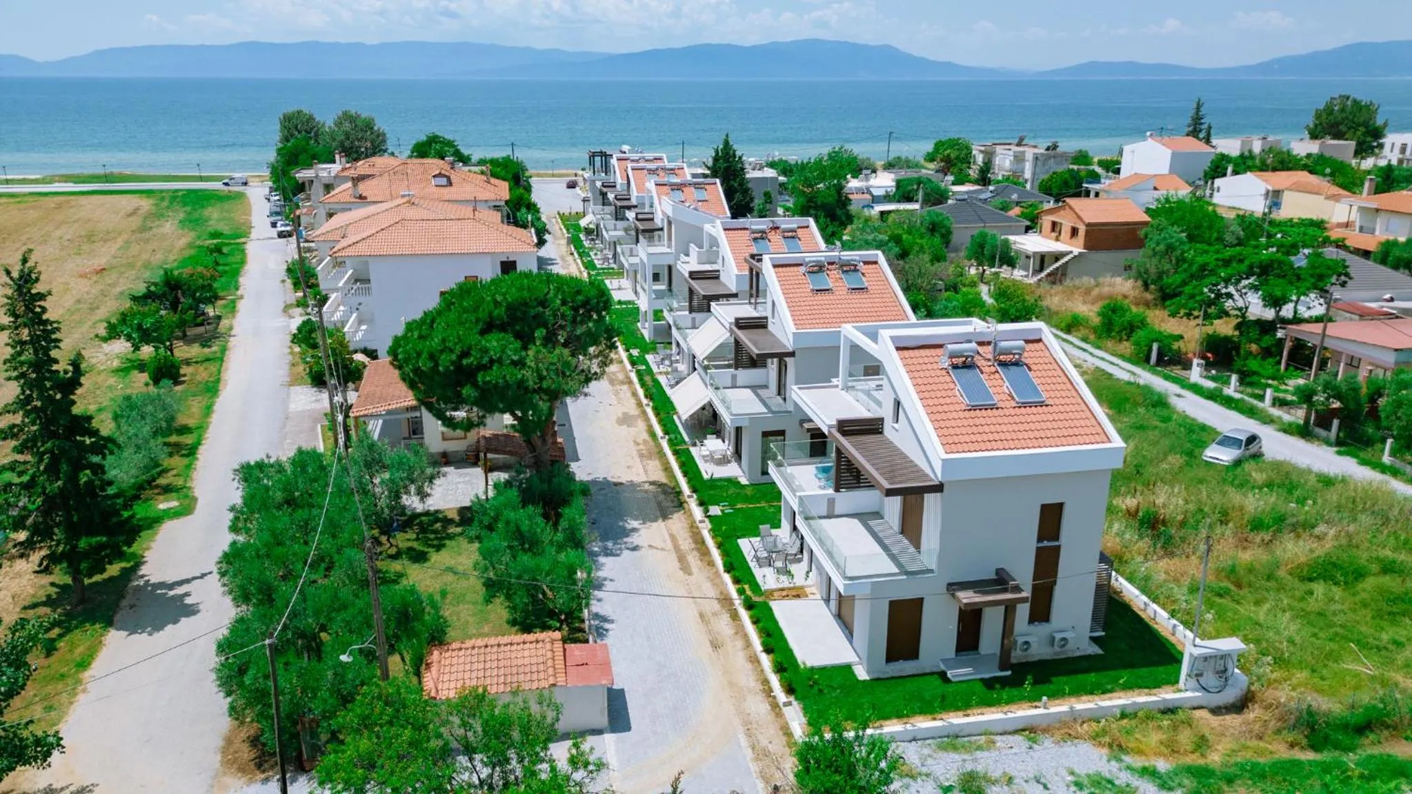 Property building in Argilos & Argilos Deluxe Residential Complexes