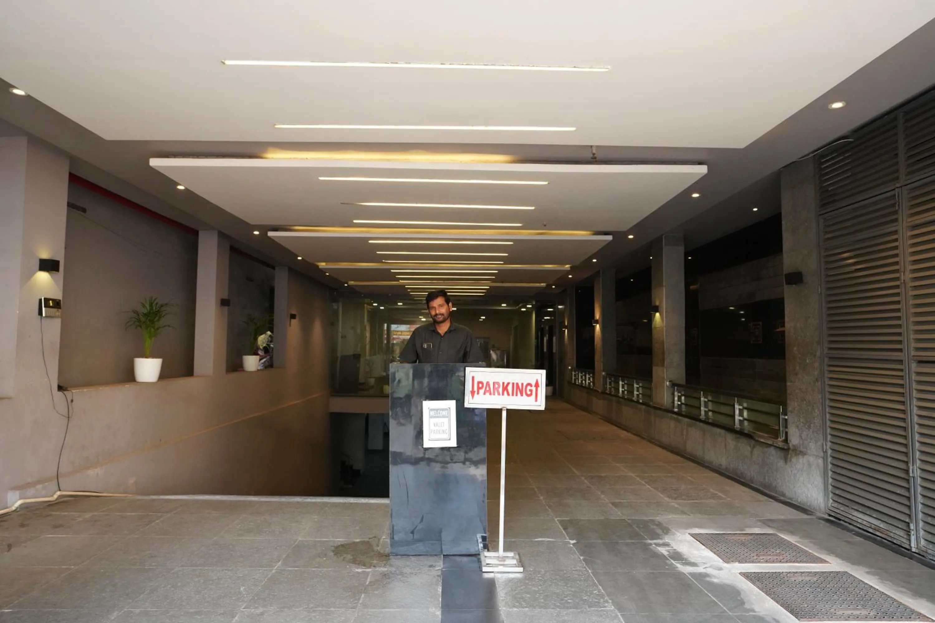 Parking in PARK SIGNATURE HOTELS - Royal Benza