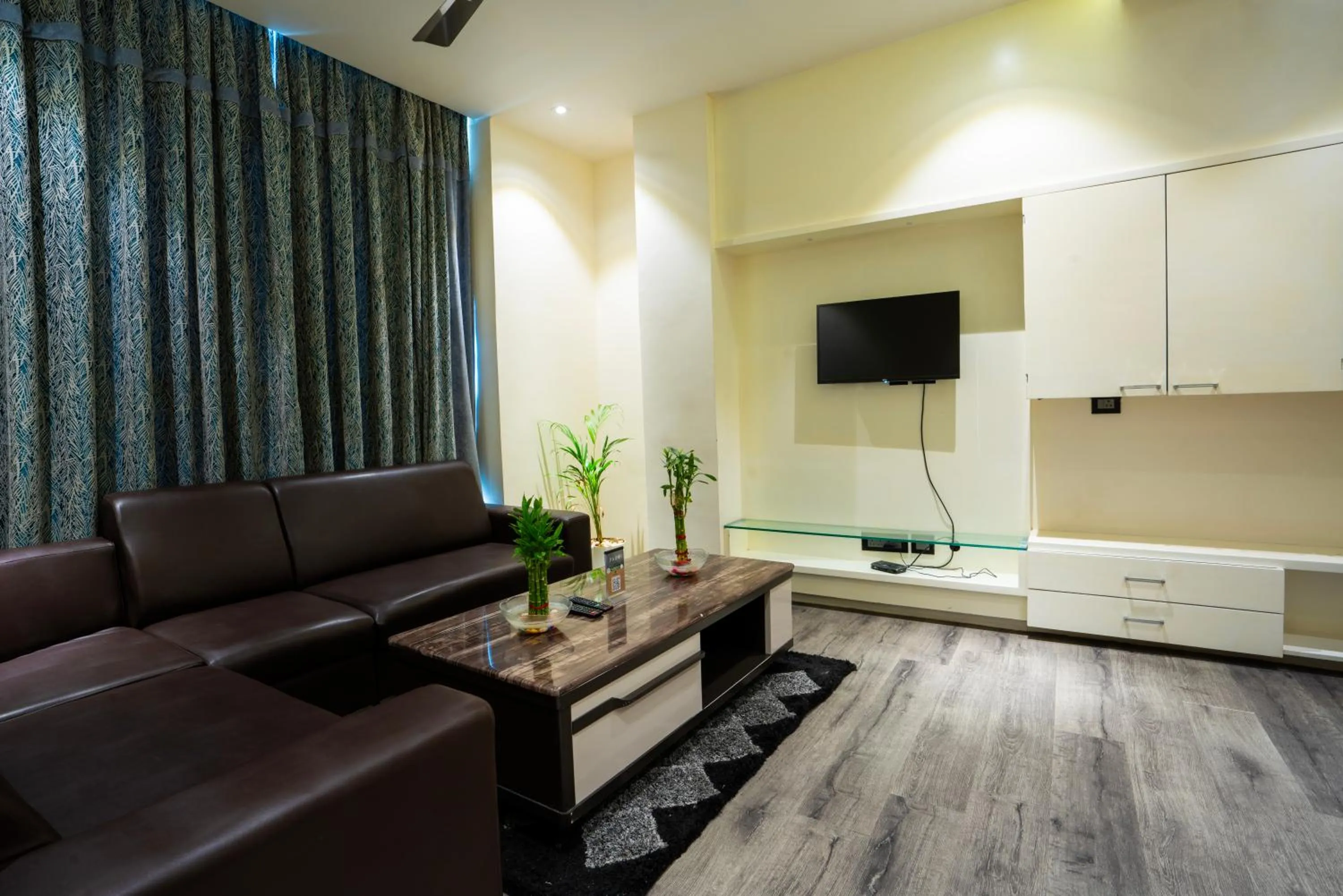 PARK SIGNATURE HOTELS - Royal Benza