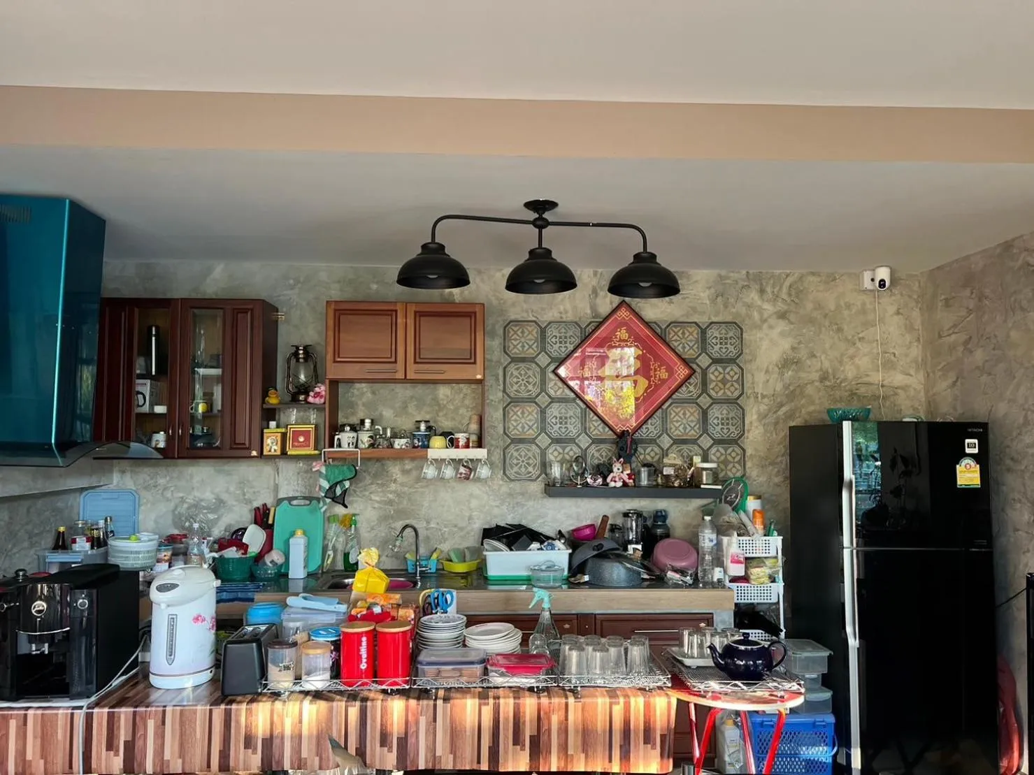 Kitchen or kitchenette in V Tharm Hotel