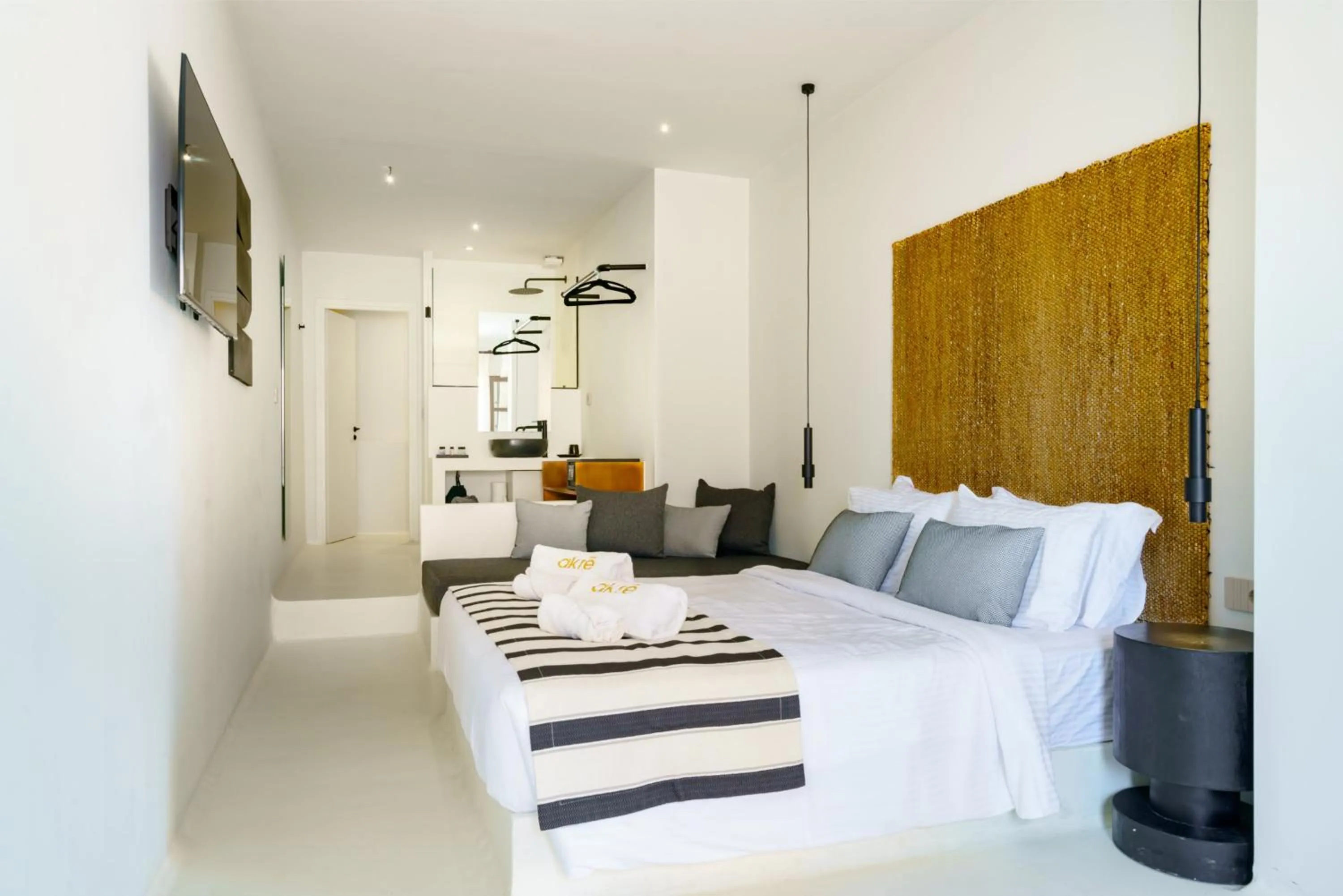 Bed in Akre Hotel - Designed for Adults