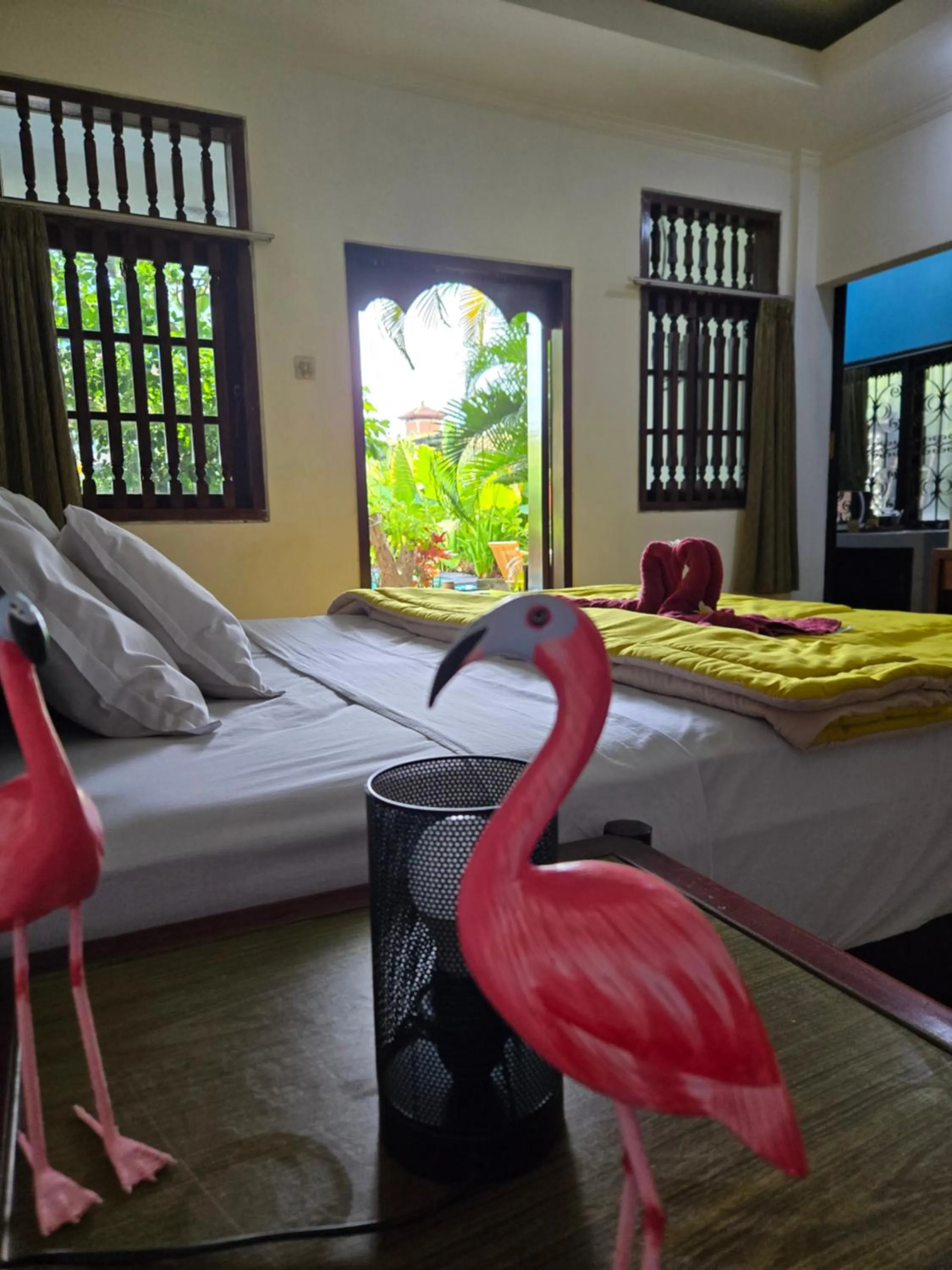 Bedroom, Bed in Berlian Inn Kuta Beach