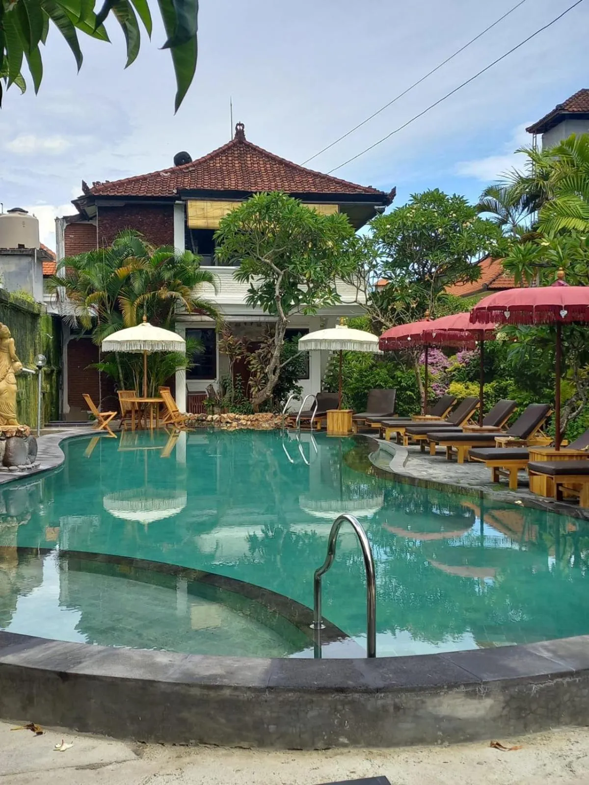 Berlian Inn Kuta Beach