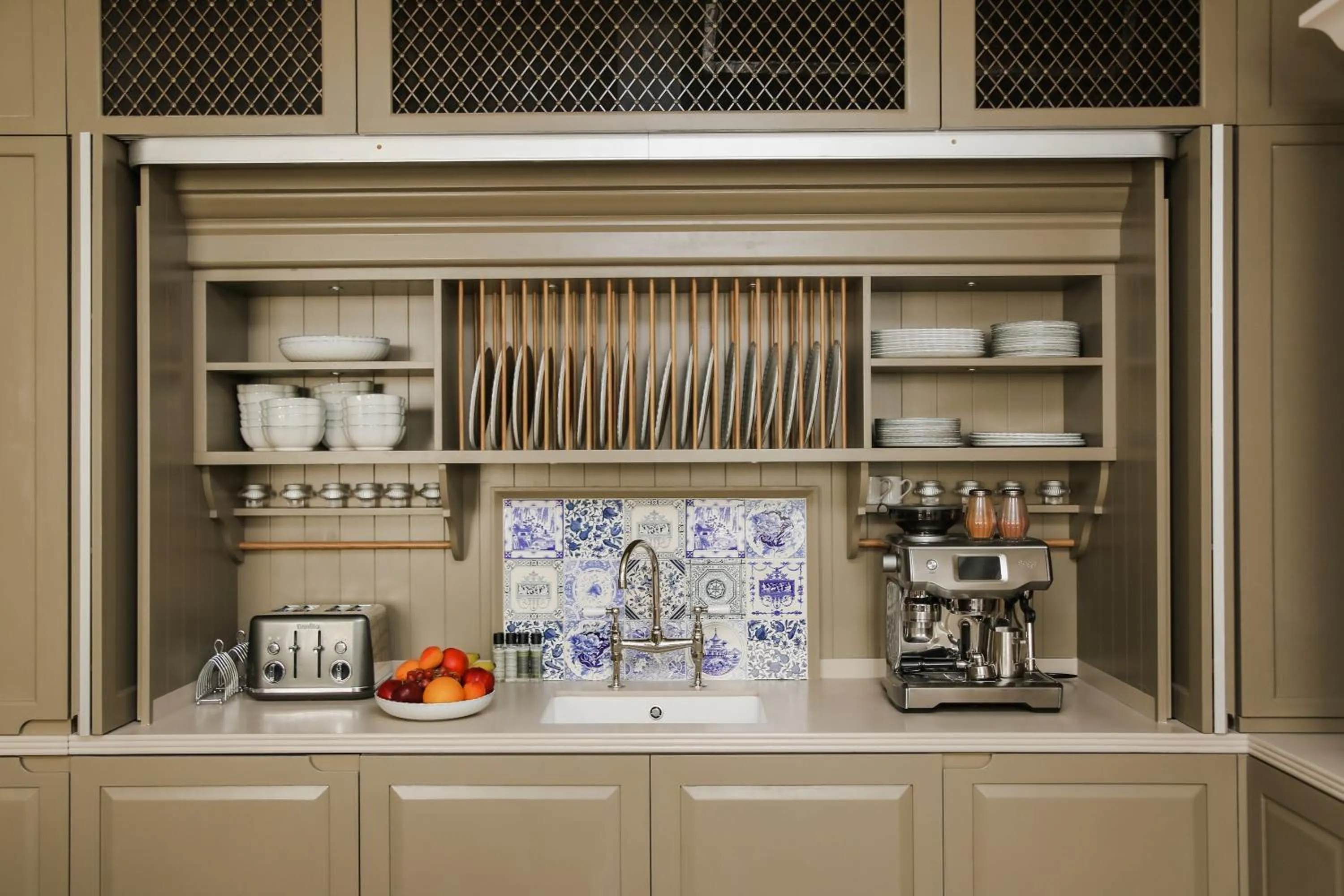 Dining area in Henrys Townhouse Marylebone, London
