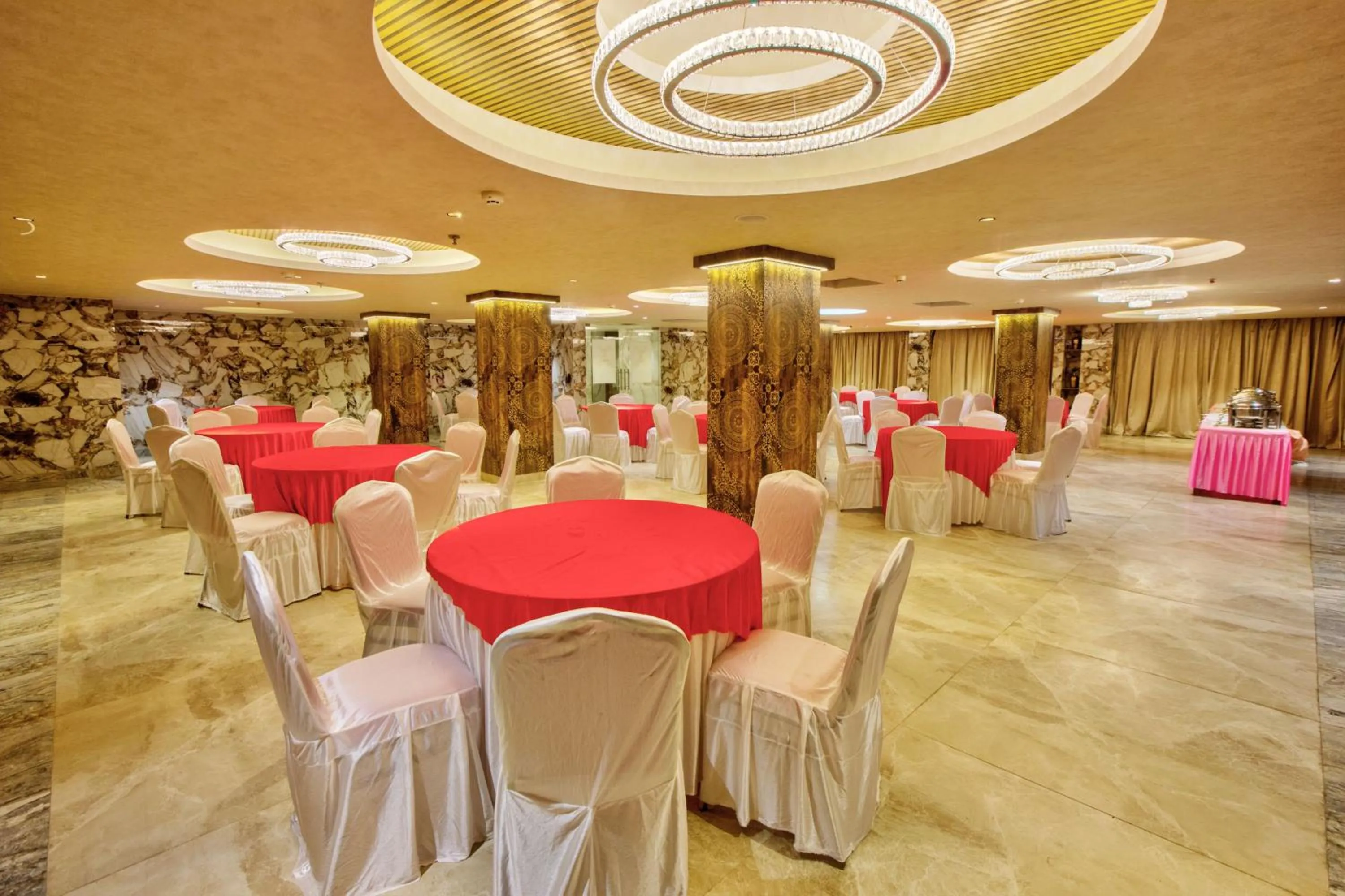 Banquet/Function facilities in Hotel Katson Castle Dharamshala