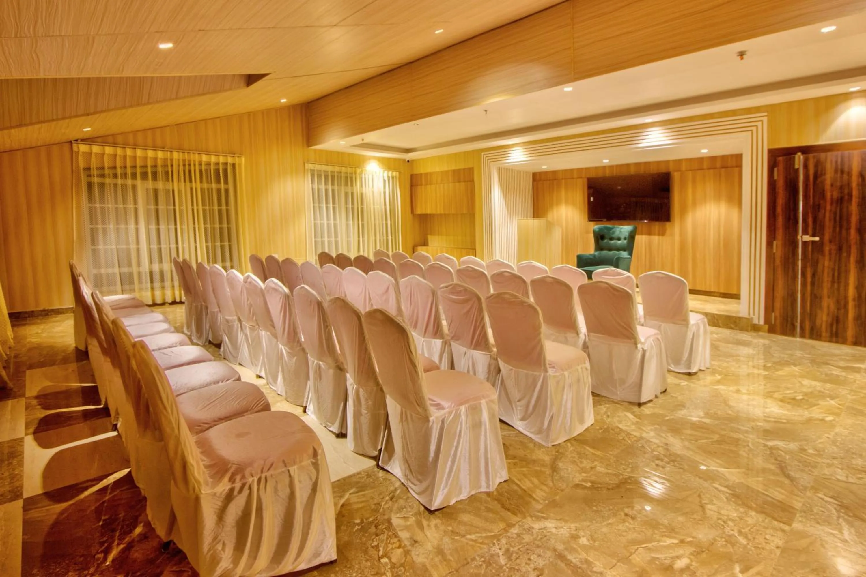 Business facilities in Hotel Katson Castle Dharamshala