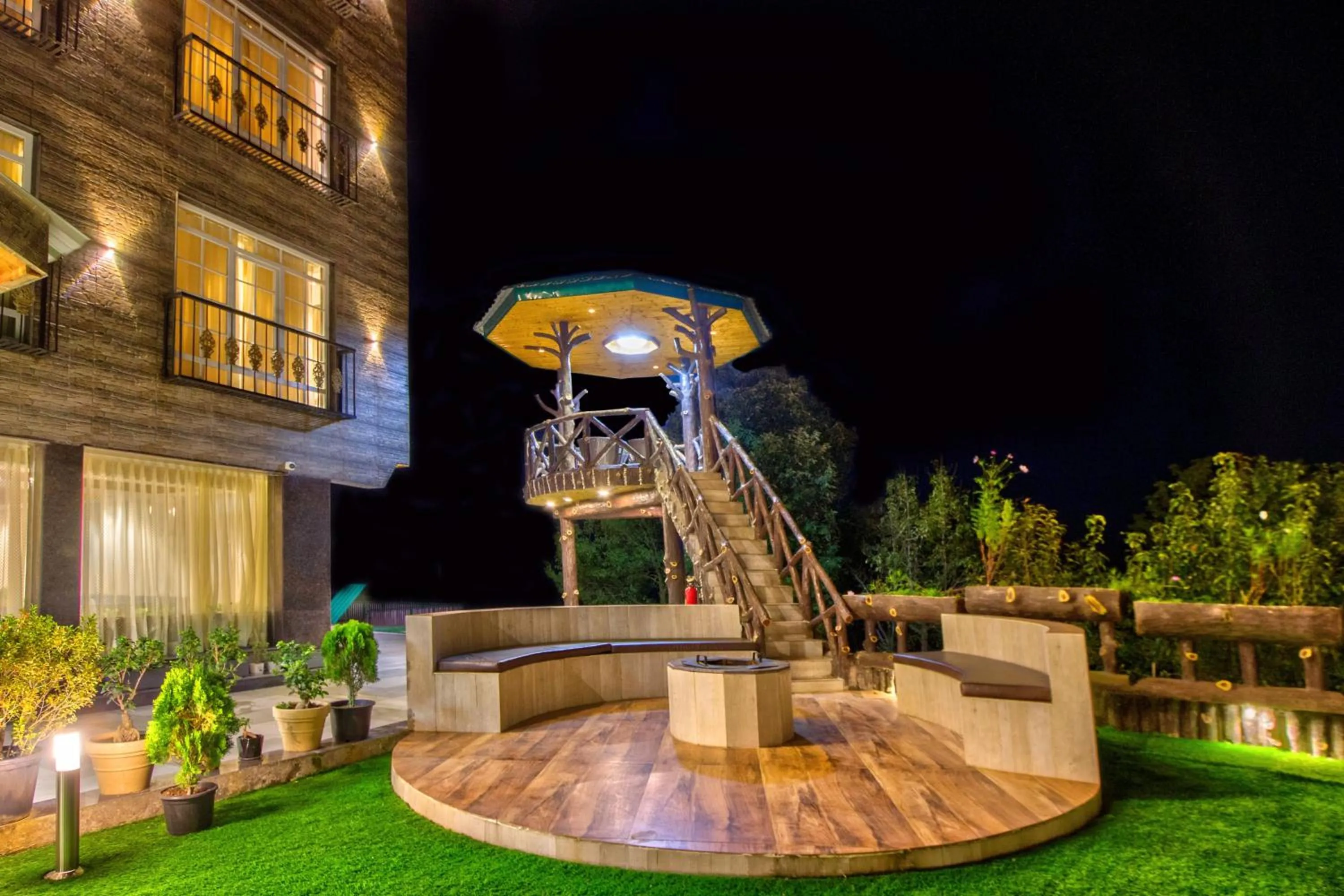 Patio in Hotel Katson Castle Dharamshala