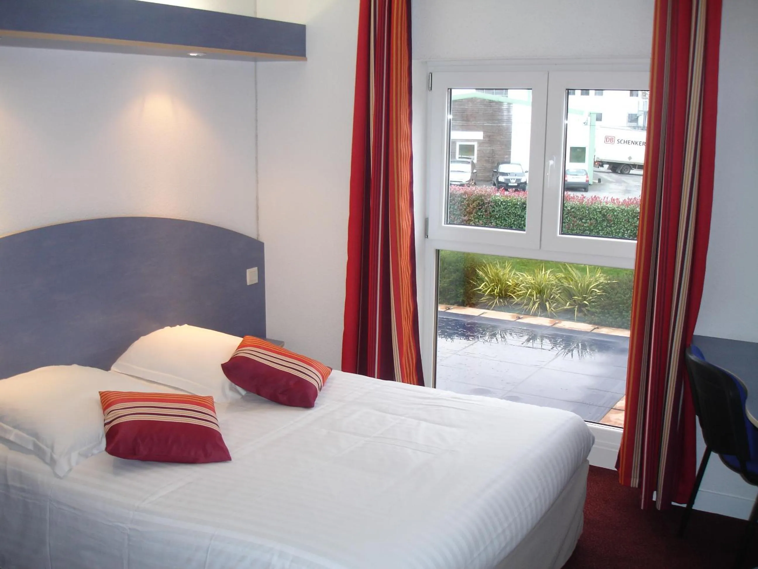 Bedroom, Bed in Agape Hotel Niort- Bessines