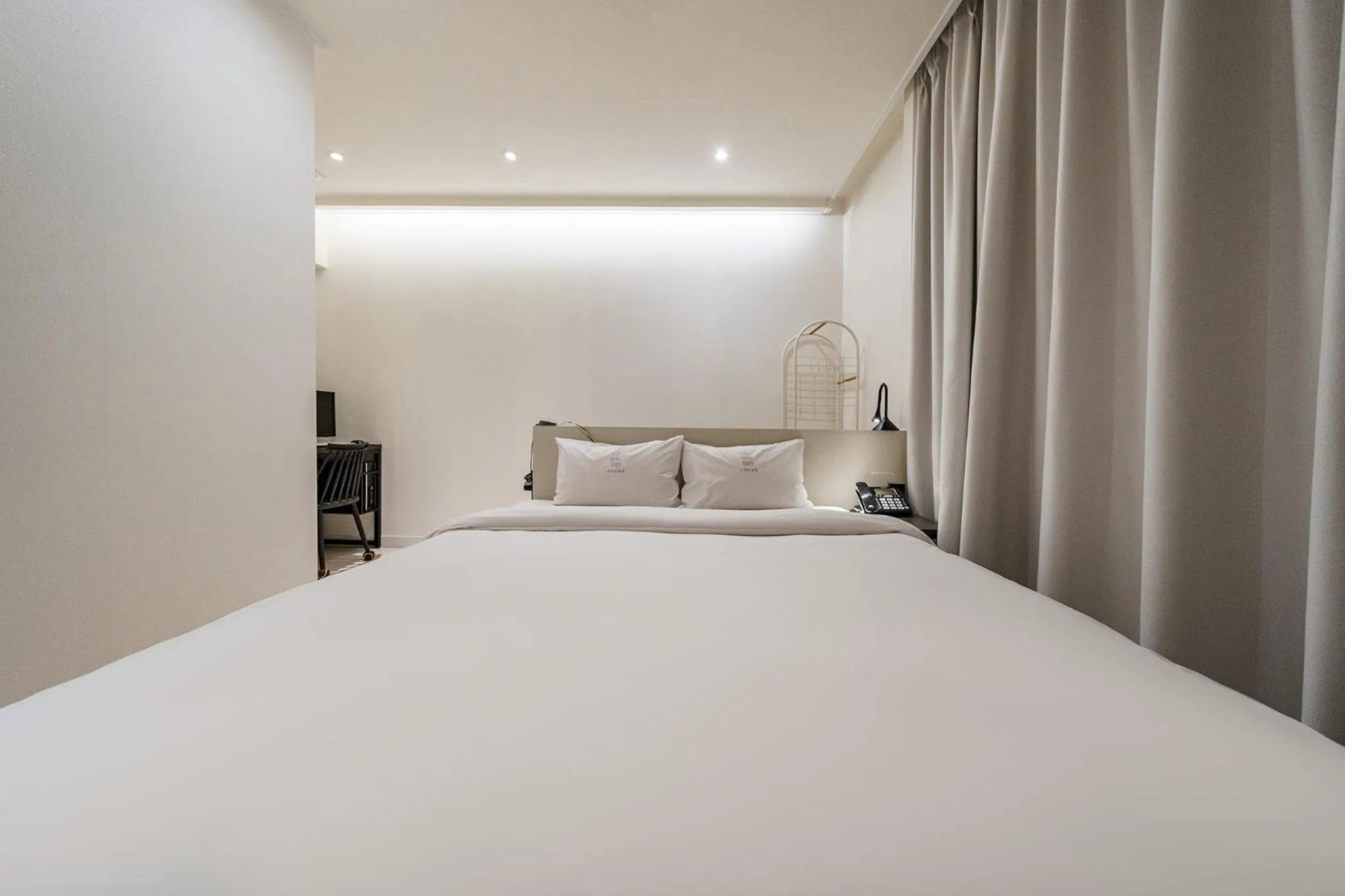 Bed in Hotel Yam Gumi