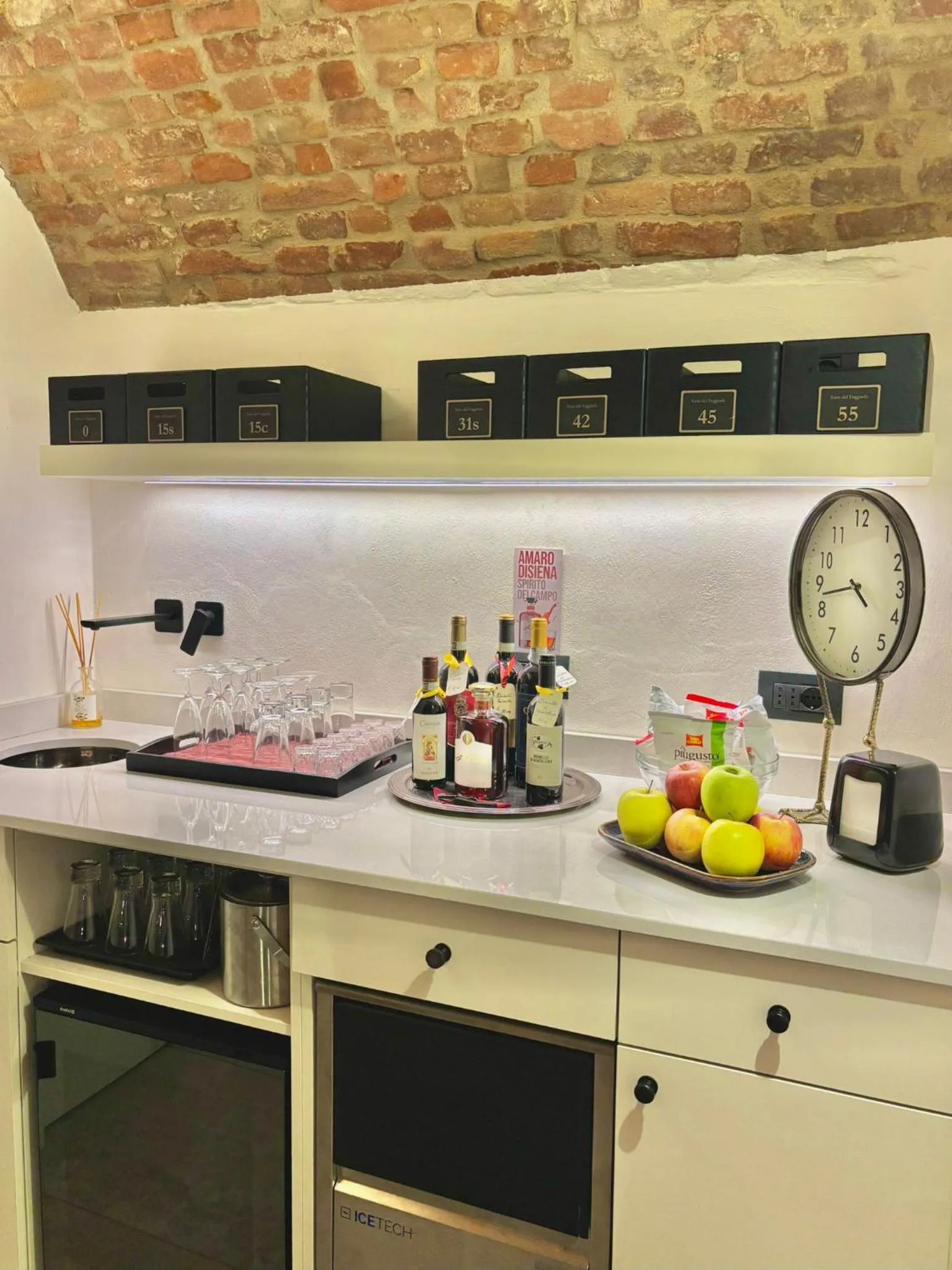 Food and drinks in Torre del Fuggisole