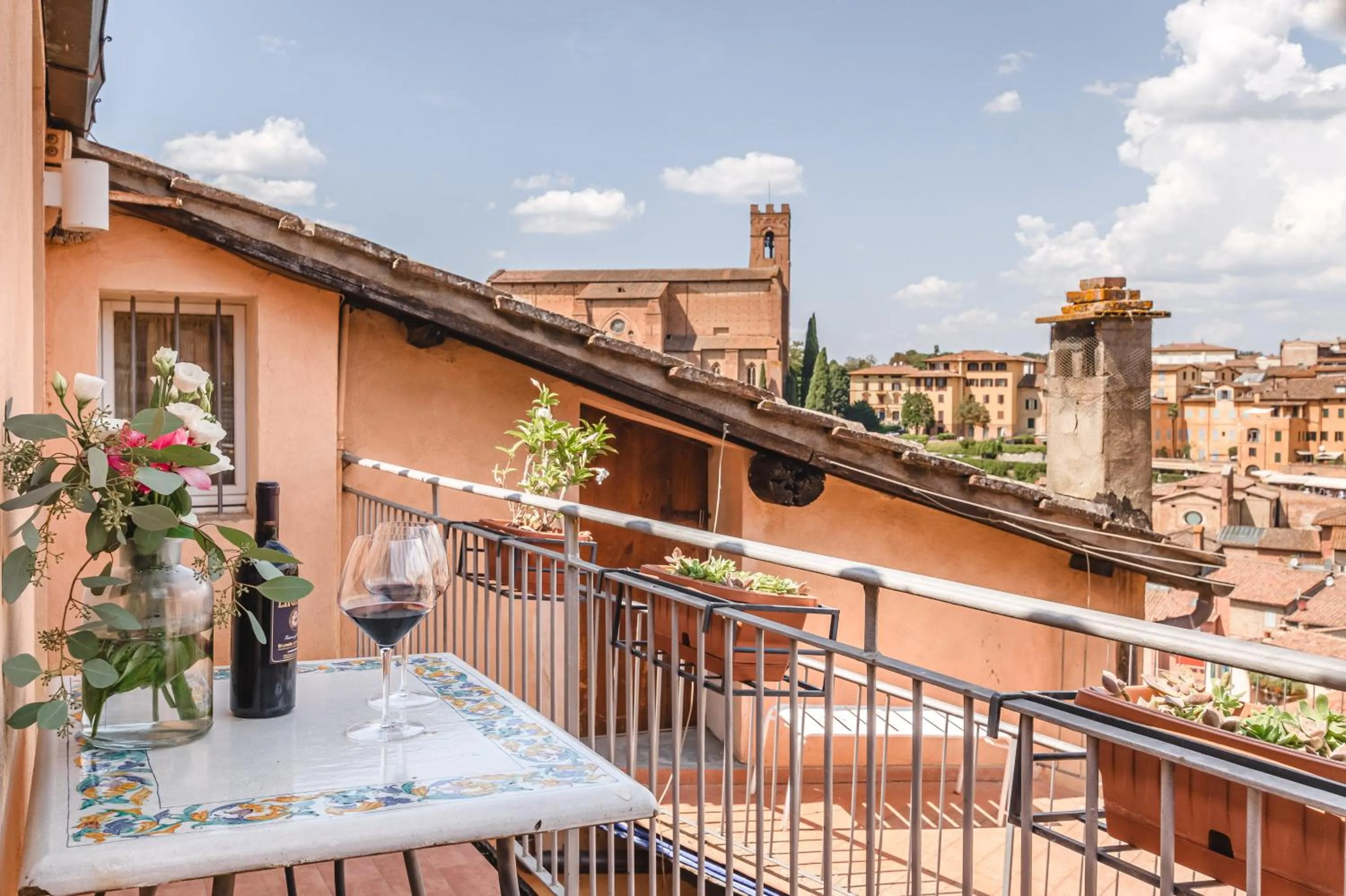Balcony/Terrace in Il Battistero Siena Residenza d'Epoca