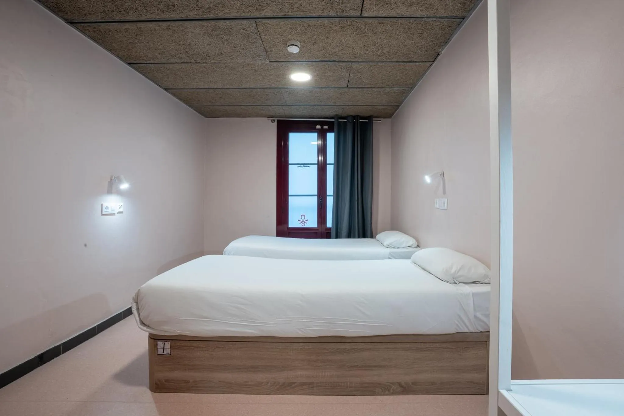 Bed in Ideal Youth Hostel