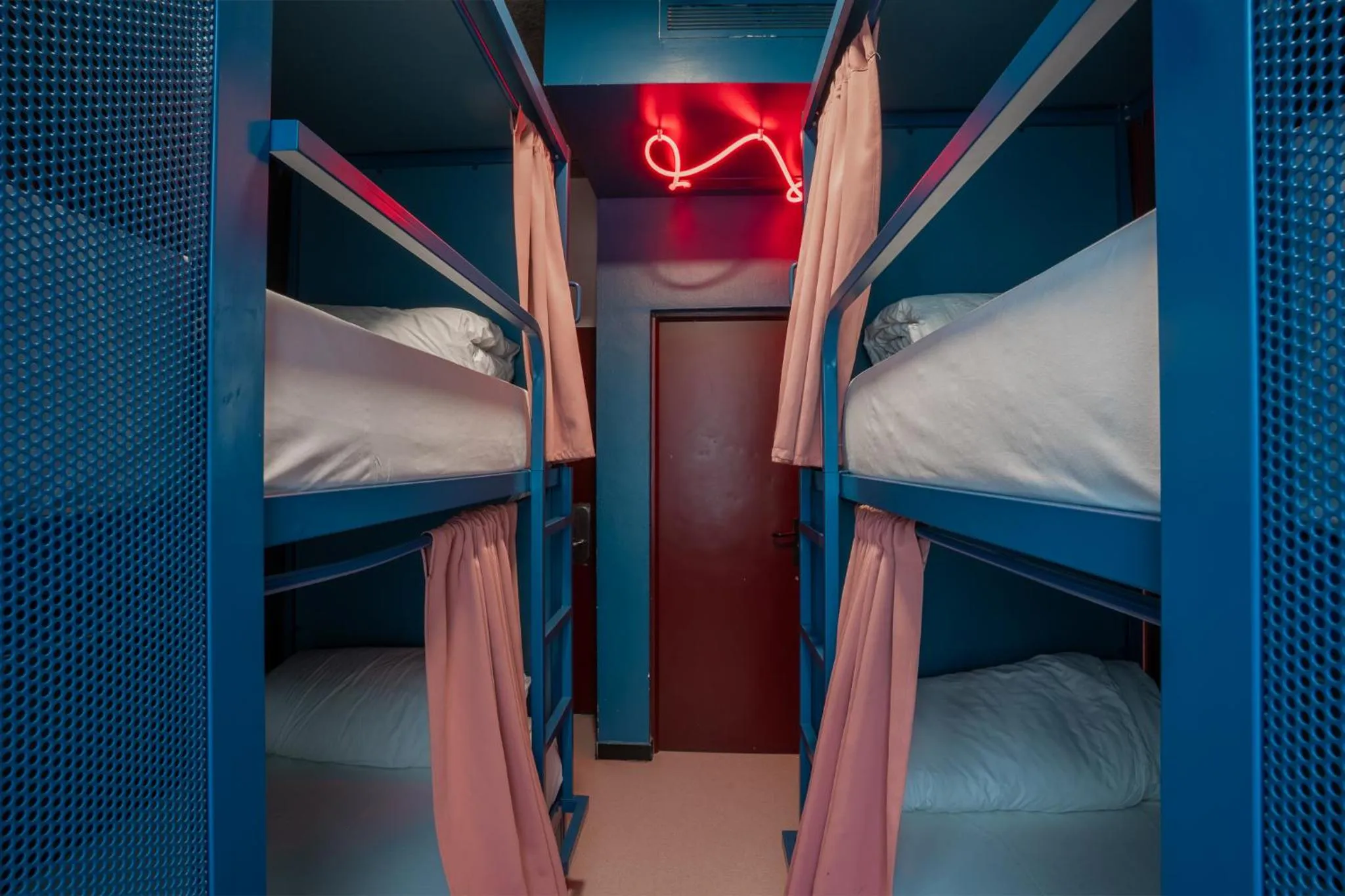 Bed in Ideal Youth Hostel