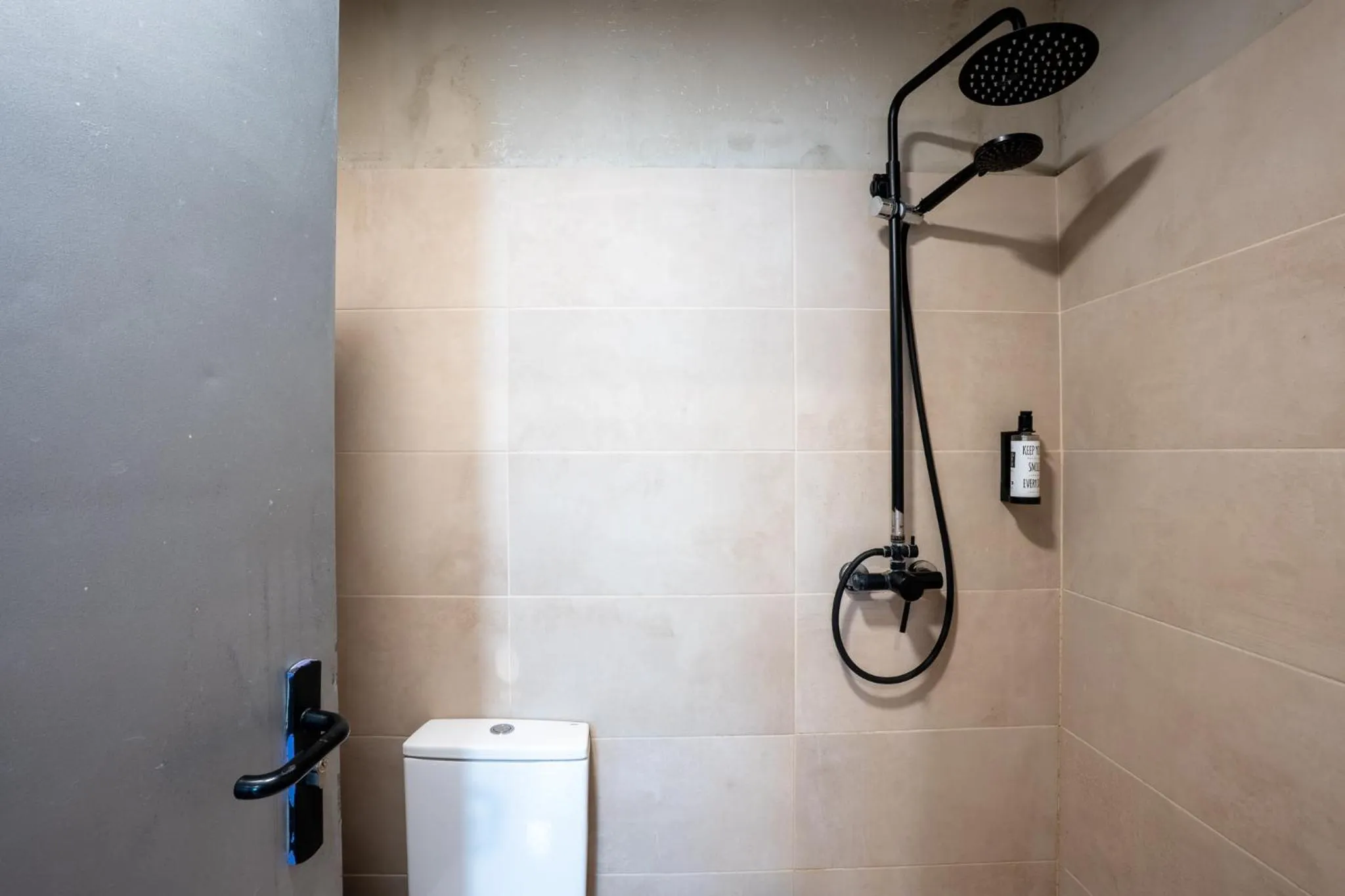 Shower in Ideal Youth Hostel