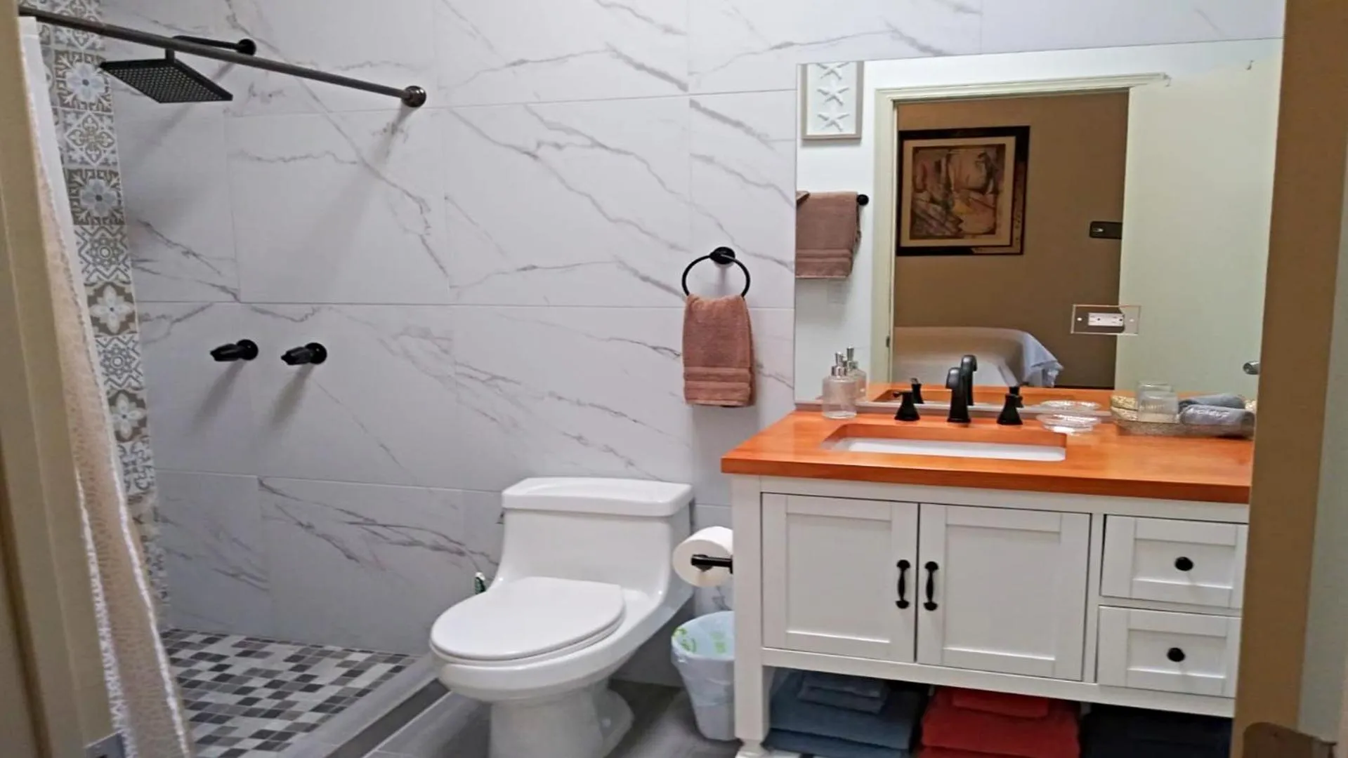 Shower in Brand New Sedona House by Kivoya