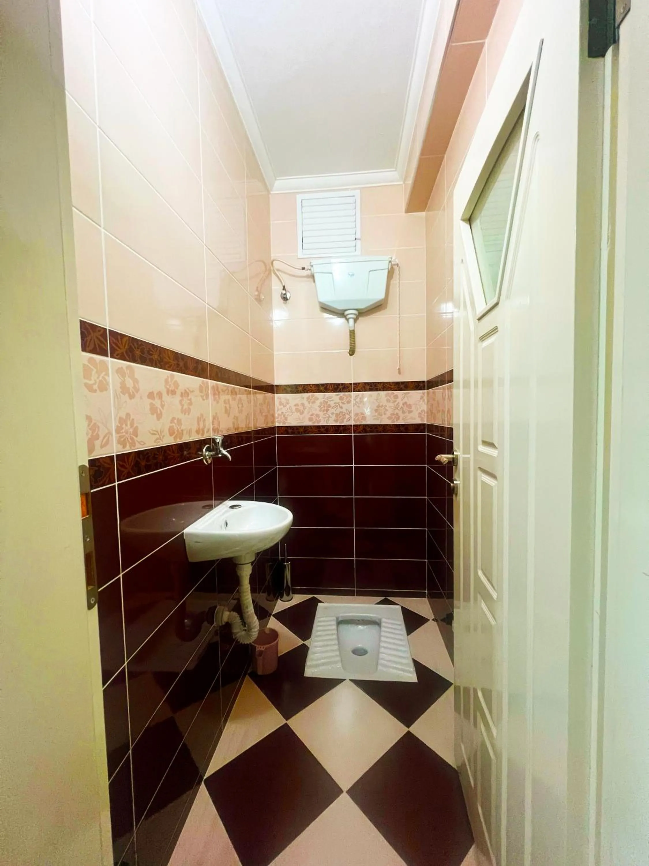 Toilet in Seabird Suite Apart Hotel