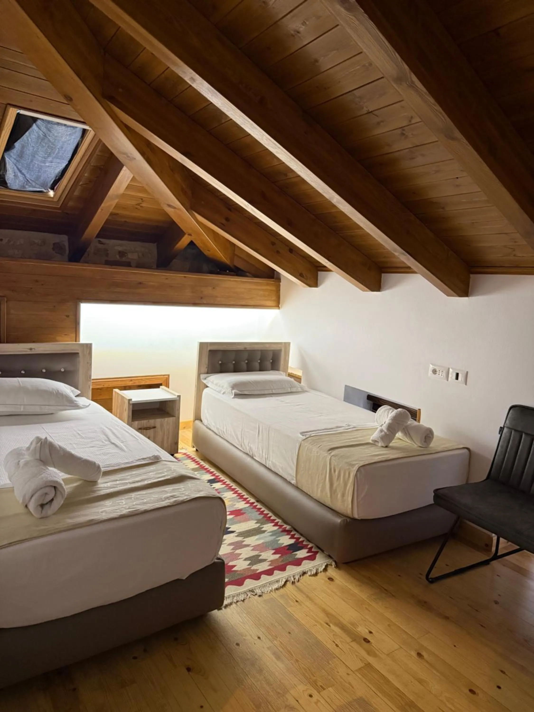 Bed in Hotel Kapllani