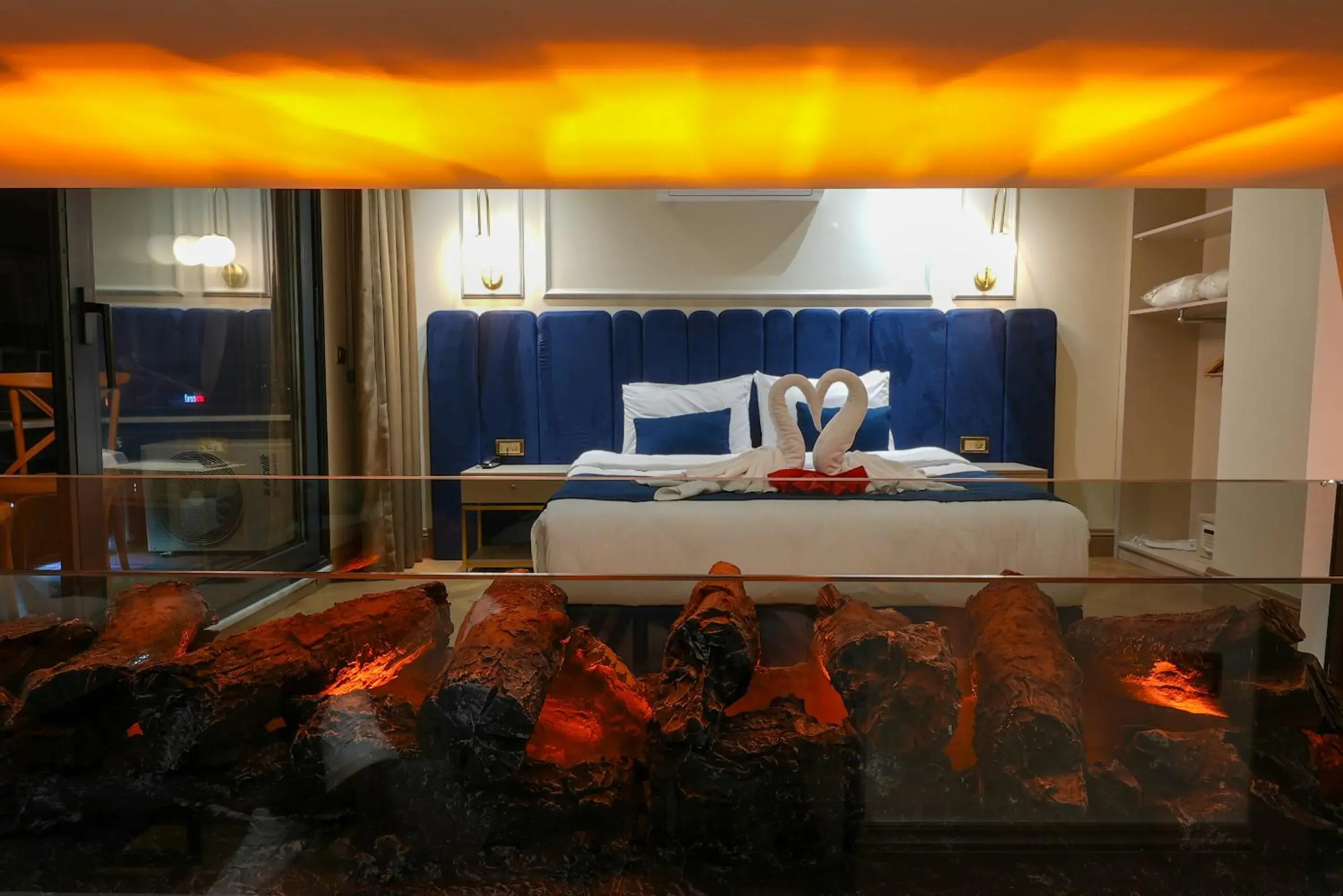 Queen Suite with Spa Bath in Taksim Bosphorus Hotel Queen Suite with Spa Bath in Taksim Bosphorus Hotel