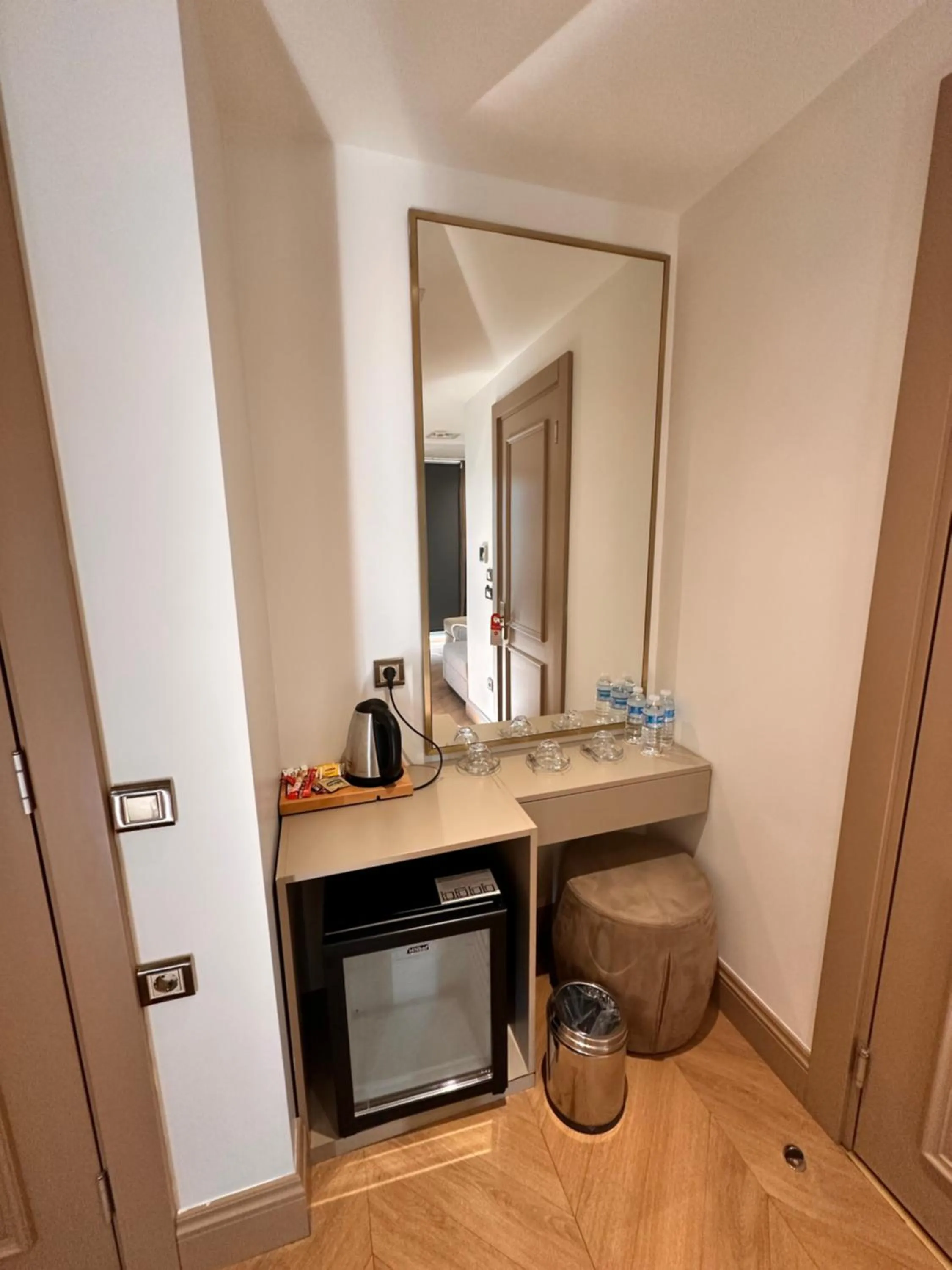 Coffee/tea facilities in Taksim Bosphorus Hotel