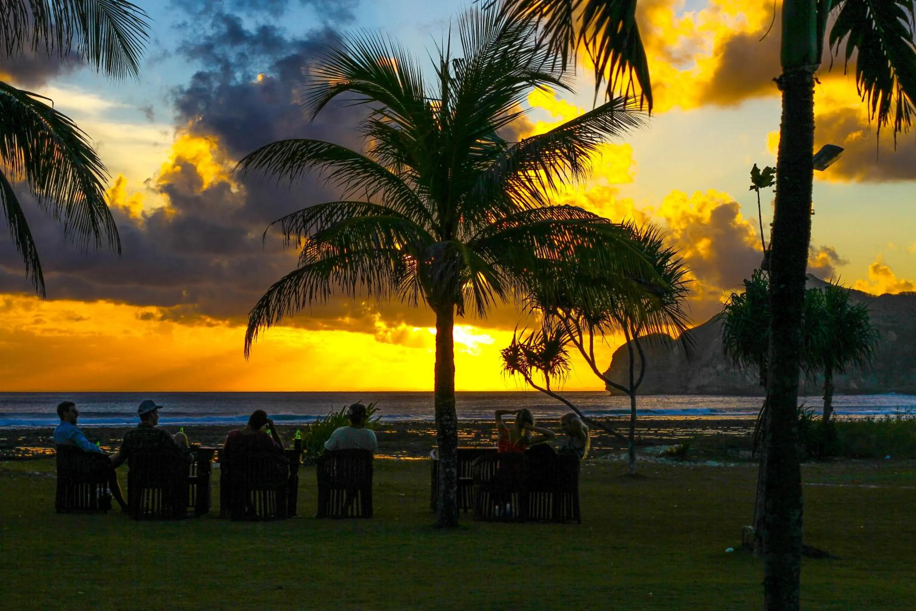 Sunset in Balong Balong Surf Bungalows & Restaurant