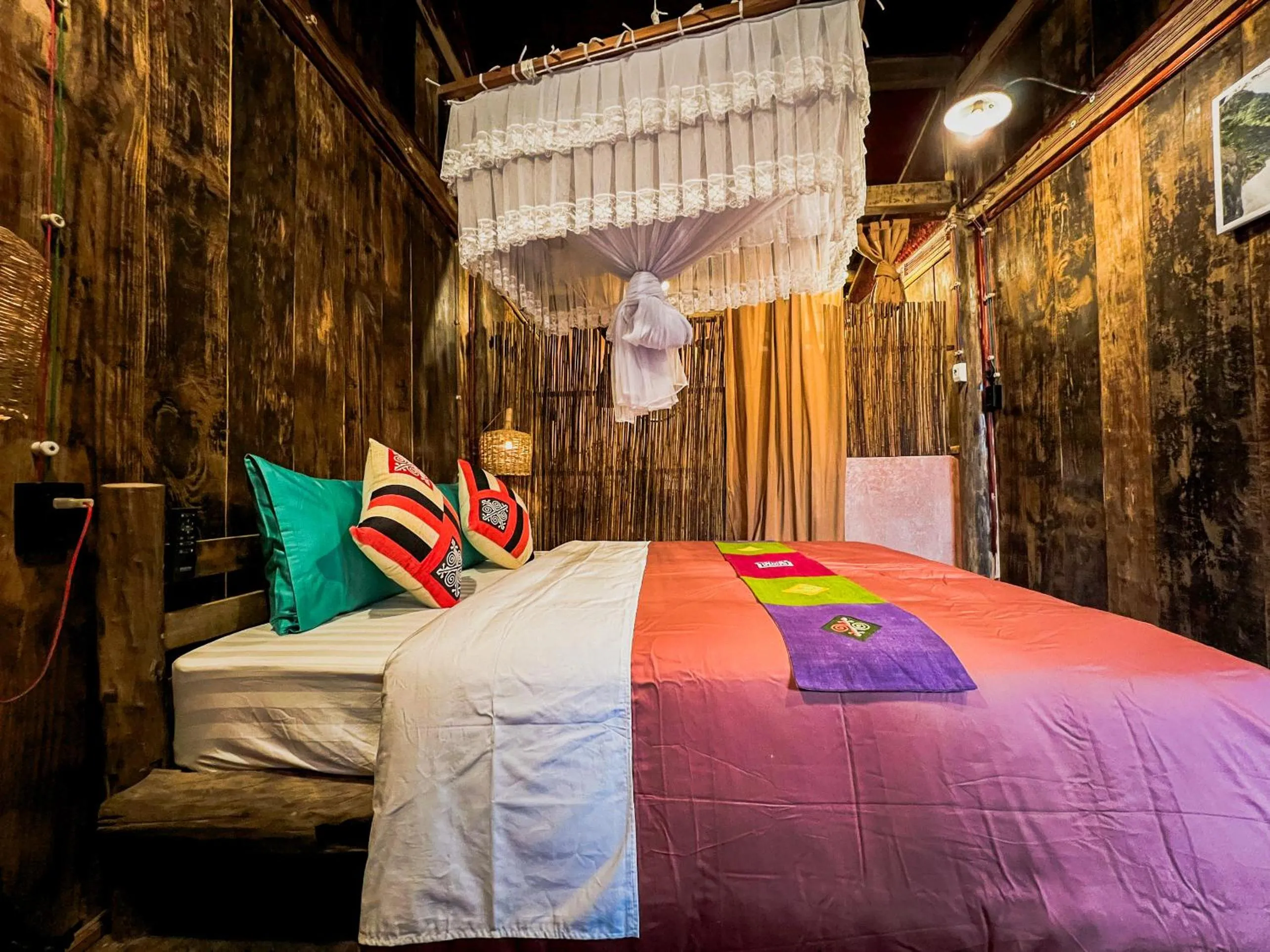 Photo of the whole room, Bed in Dinh Đá H'Mông - Karsterly Rock Lodge