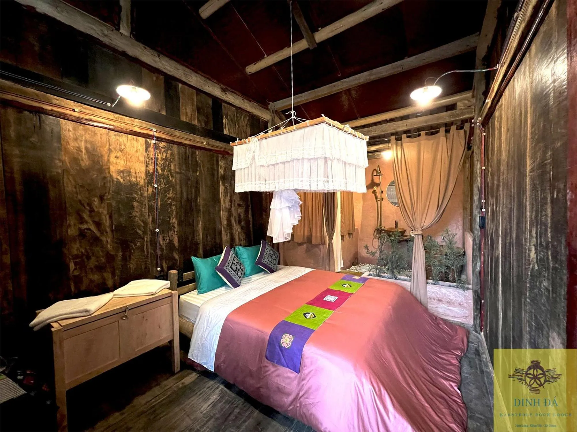 Photo of the whole room, Bed in Dinh Đá H'Mông - Karsterly Rock Lodge