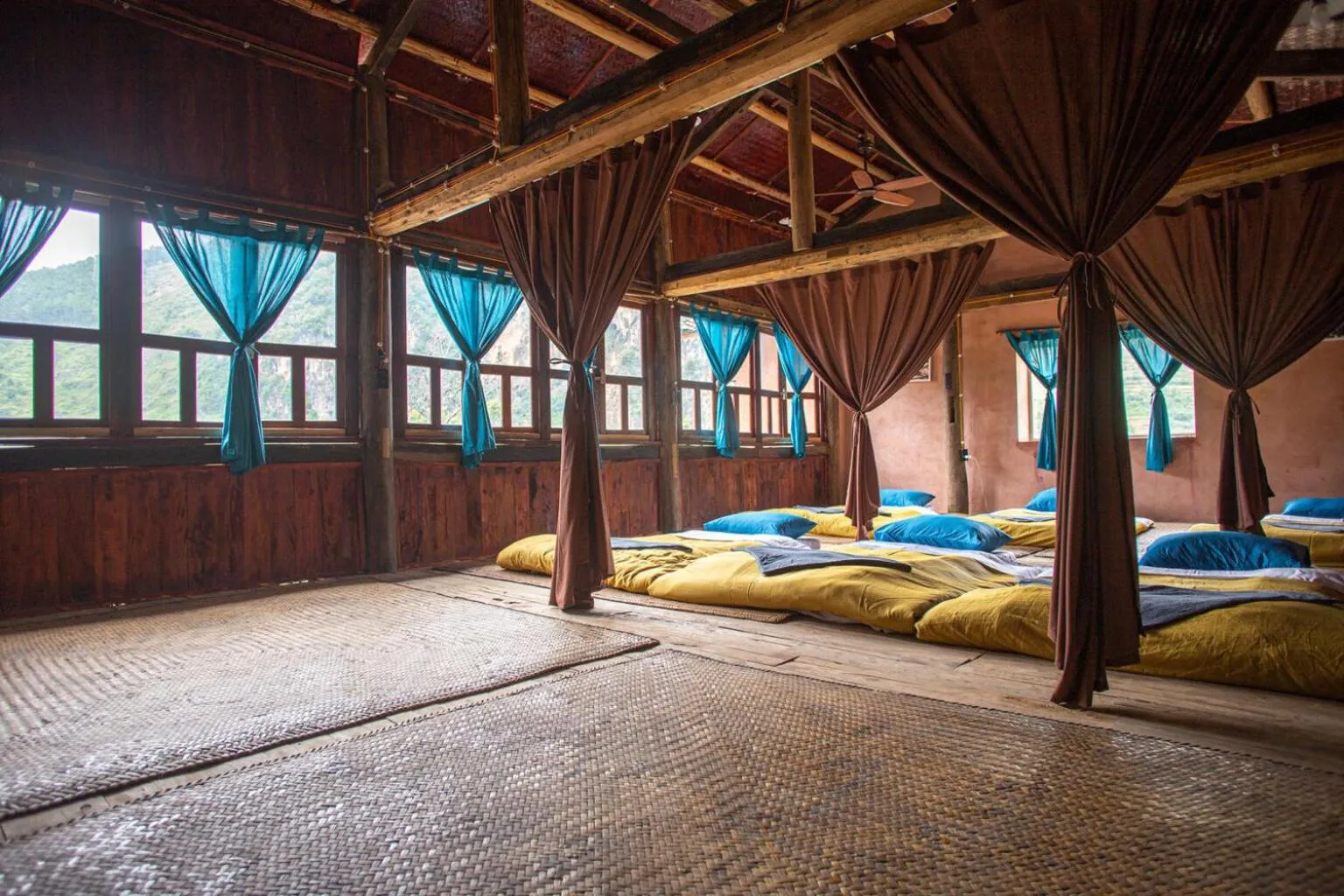 Bed in Dinh Đá H'Mông - Karsterly Rock Lodge