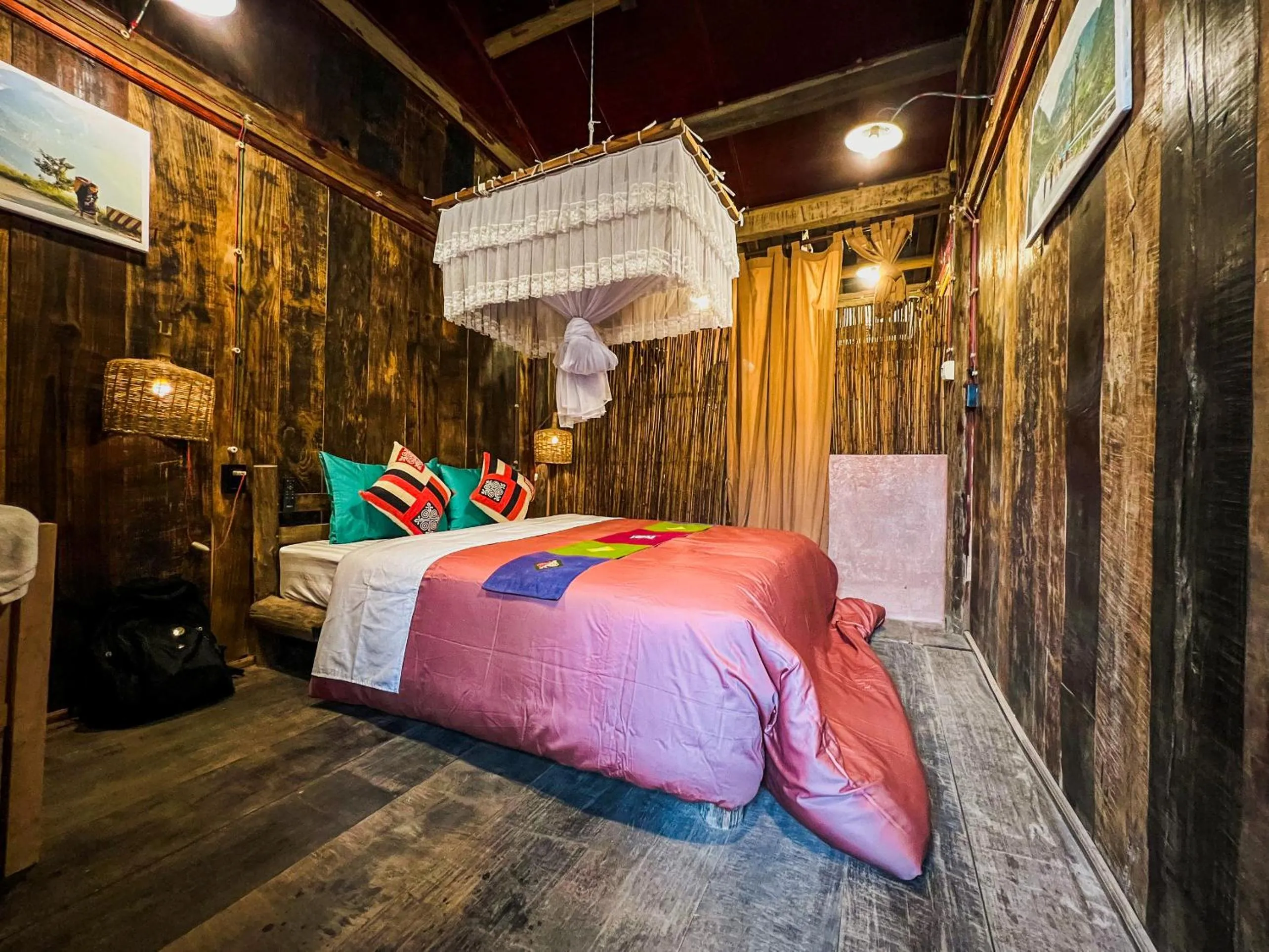 Photo of the whole room, Bed in Dinh Đá H'Mông - Karsterly Rock Lodge
