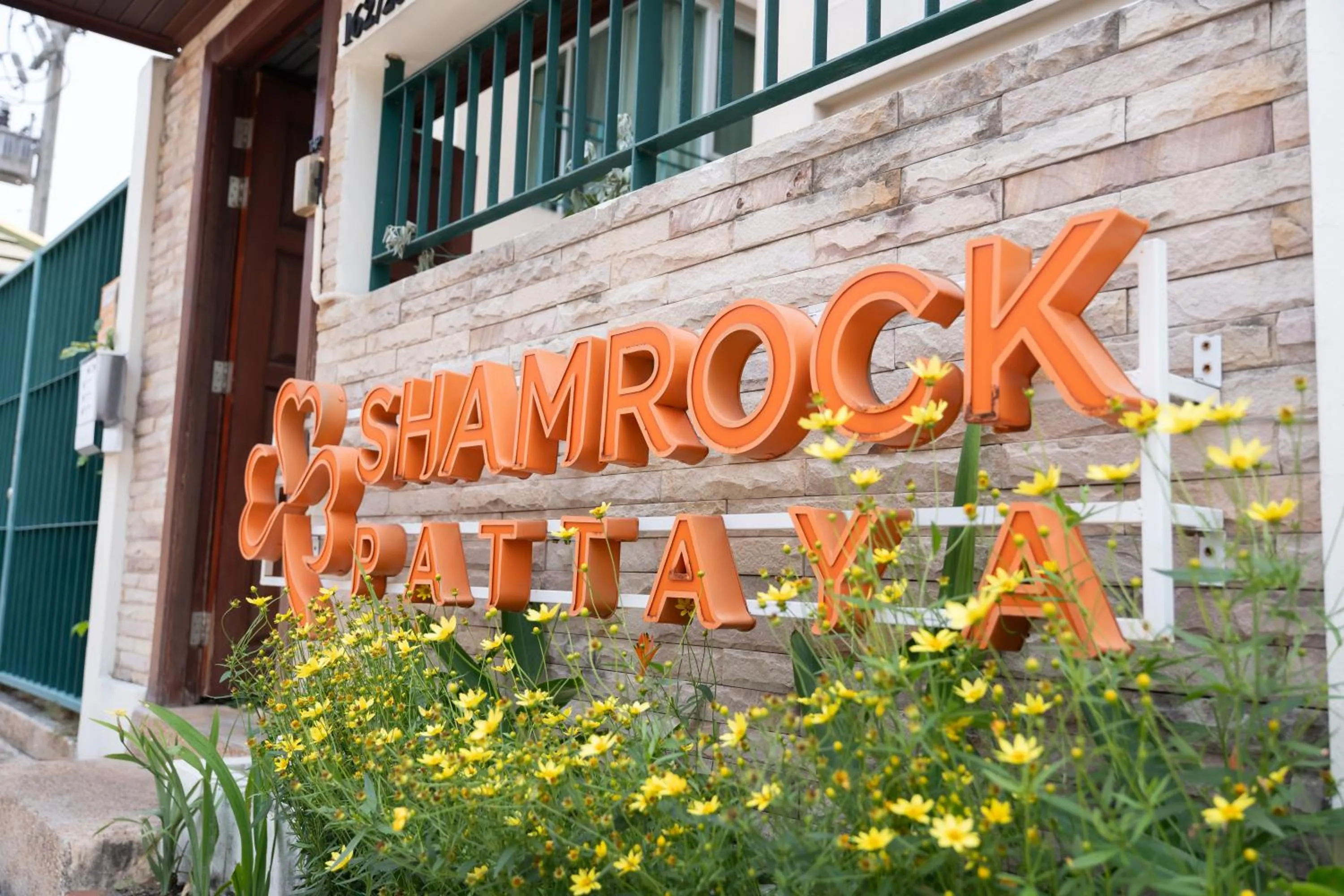 Property building in Shamrock Hotel Pattaya