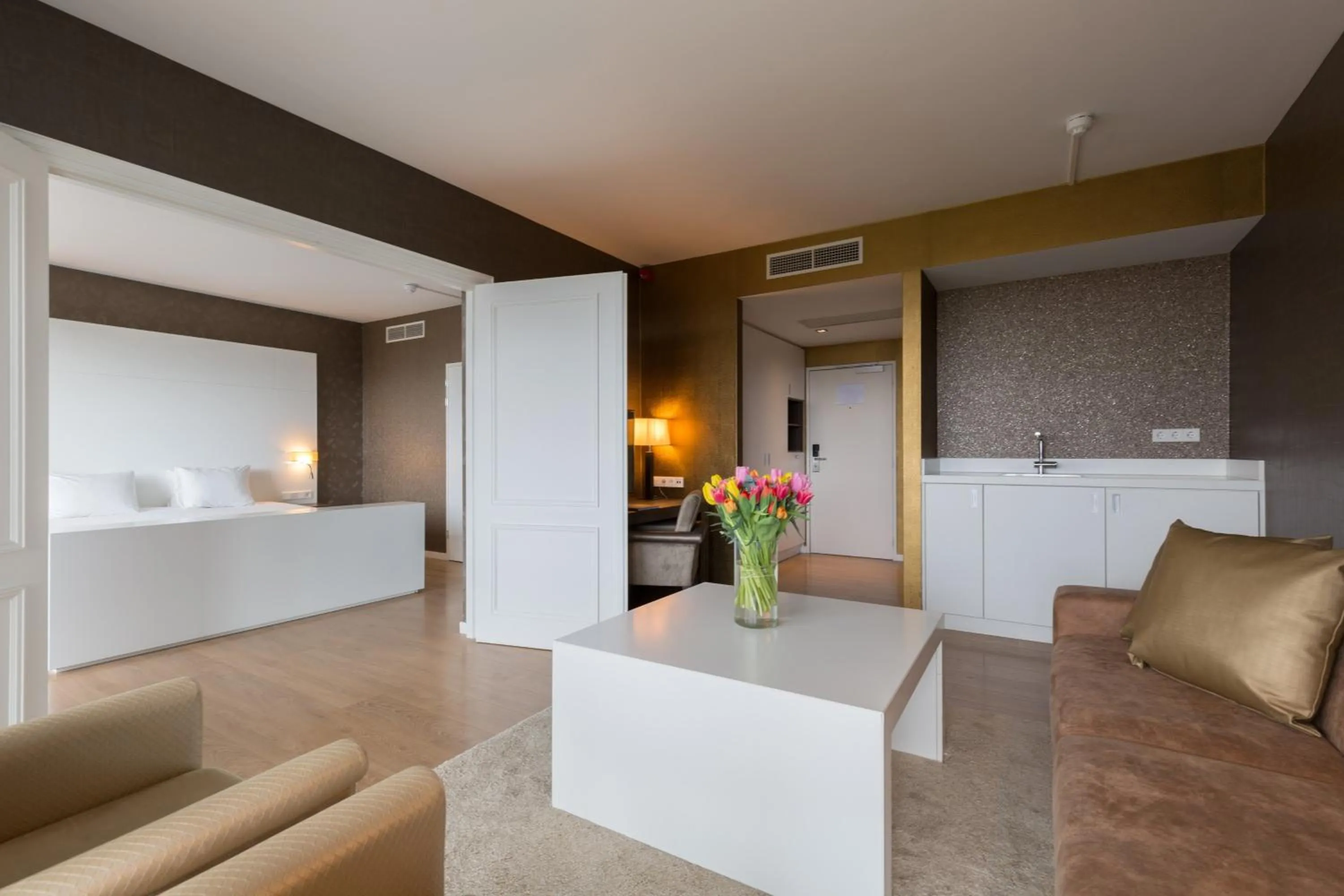 Photo of the whole room in Leonardo Royal Hotel Den Haag Promenade