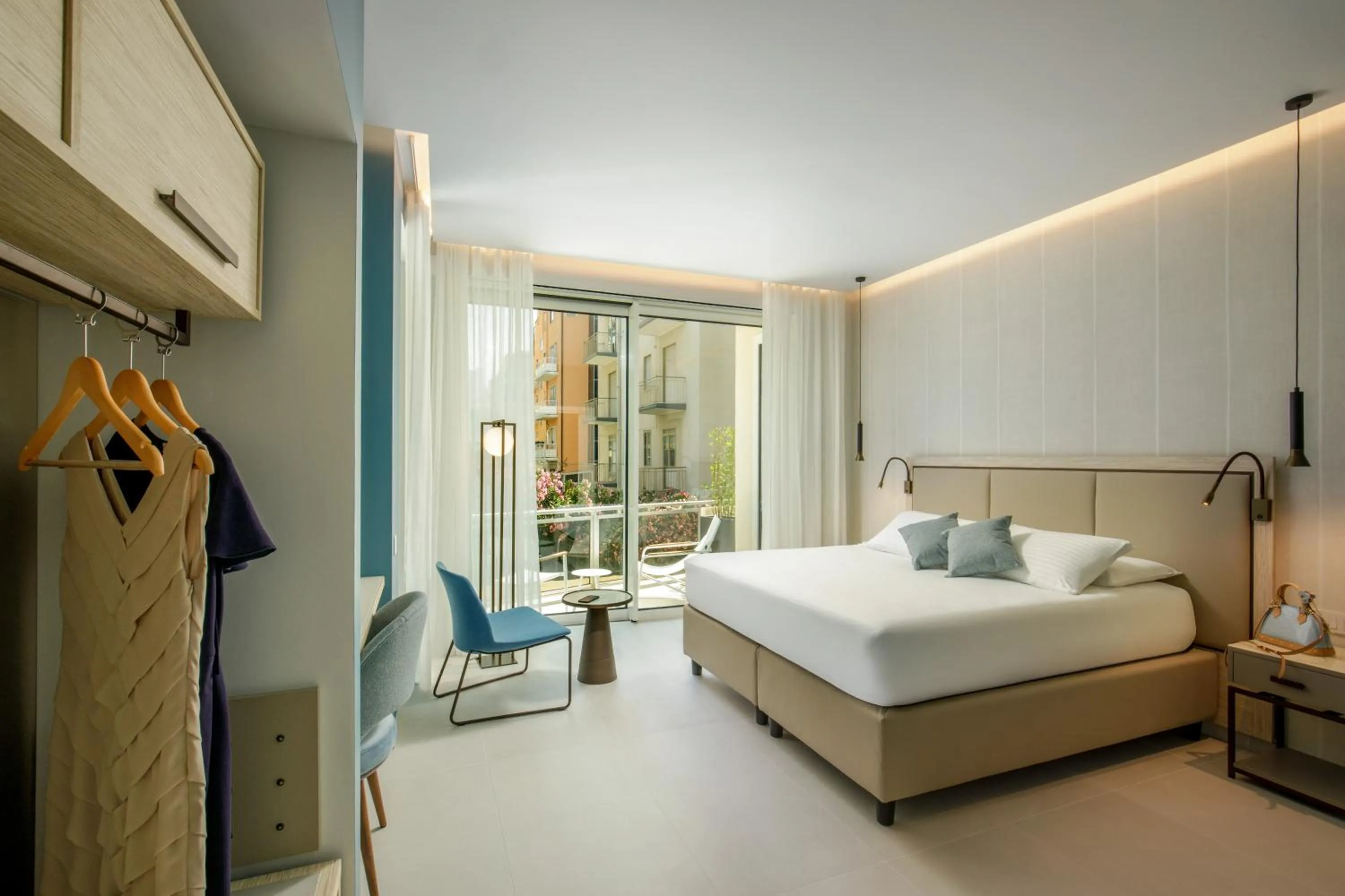 Bed in Ambasciatori Suite Hotel