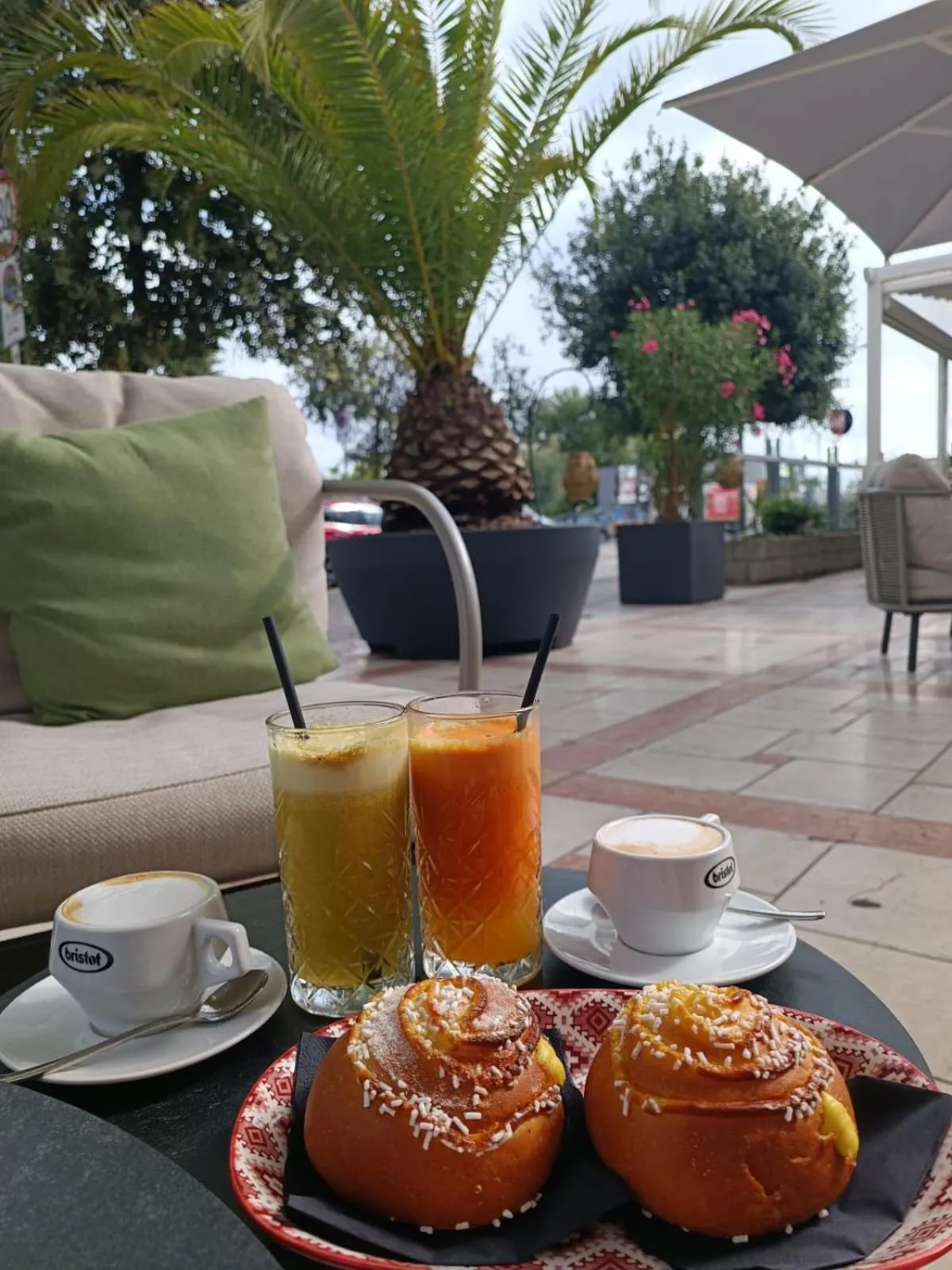 Lounge or bar in Ambasciatori Suite Hotel