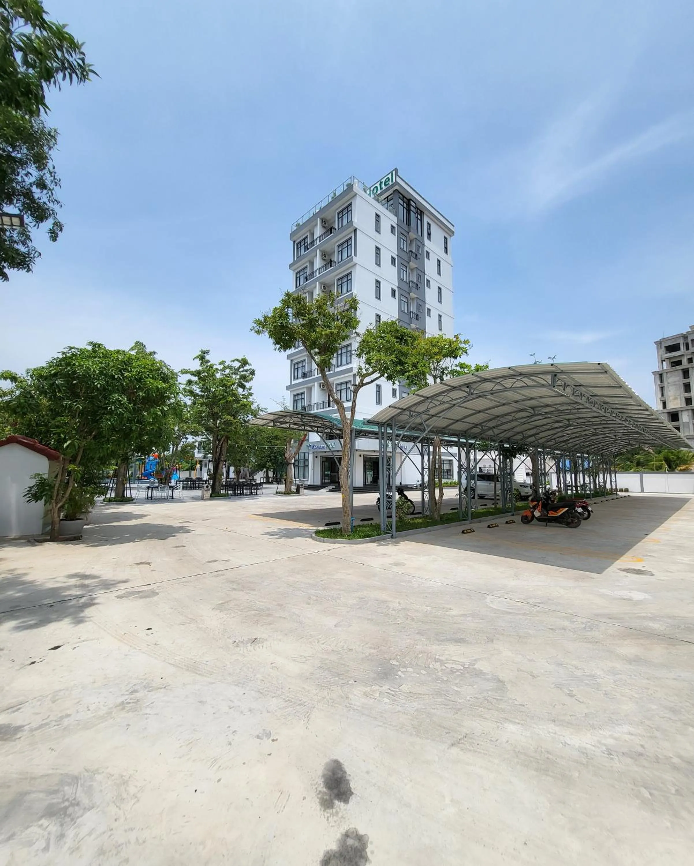 Parking in Romano Hotel